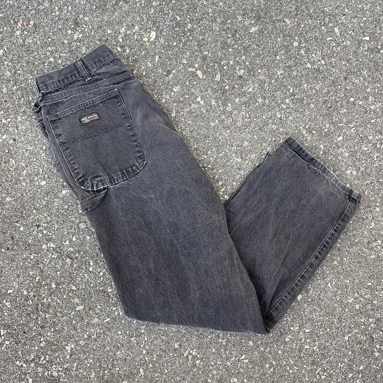 Carhartt Men's Black and Grey Trousers | Depop