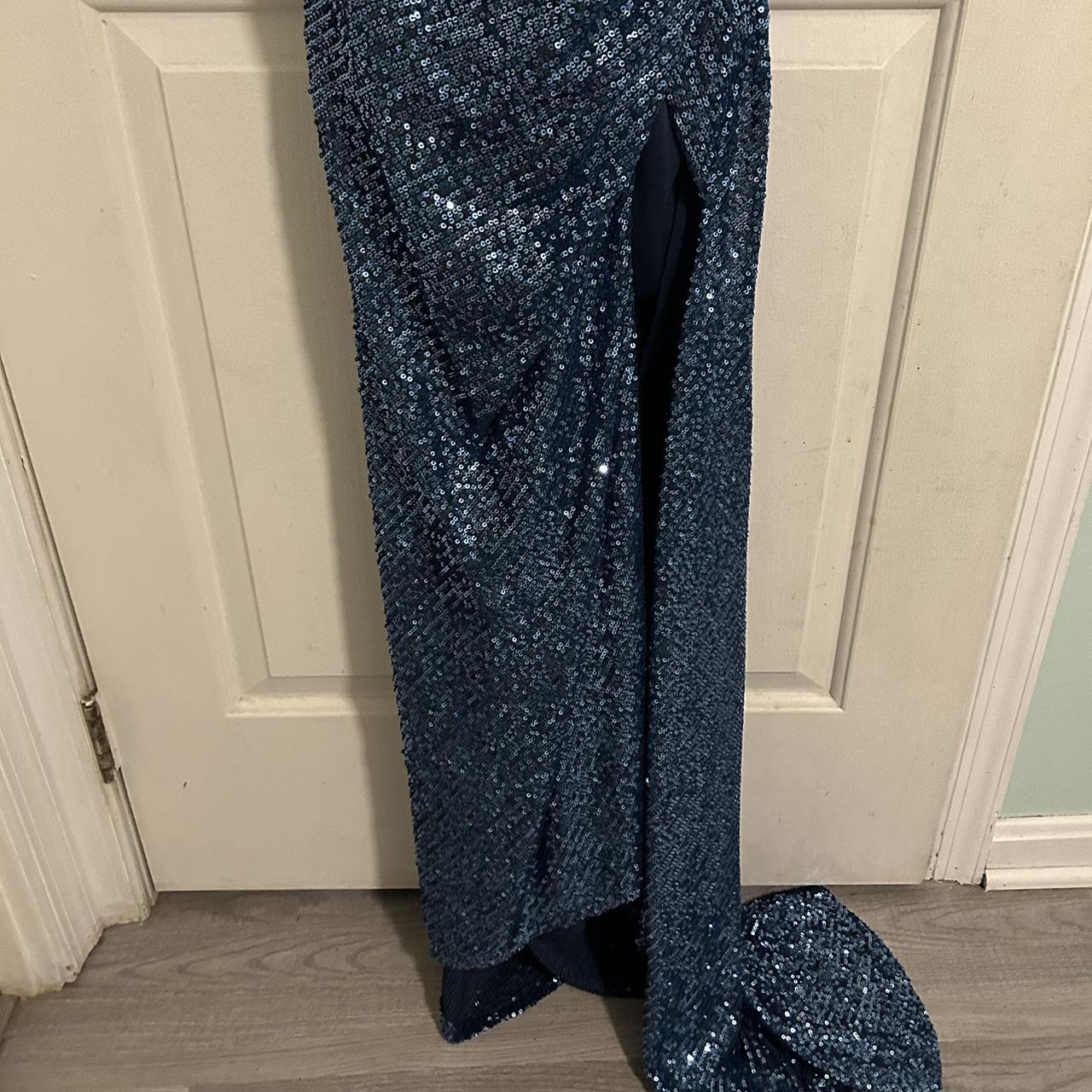 Boohoo Women's Navy and Blue Dress Depop