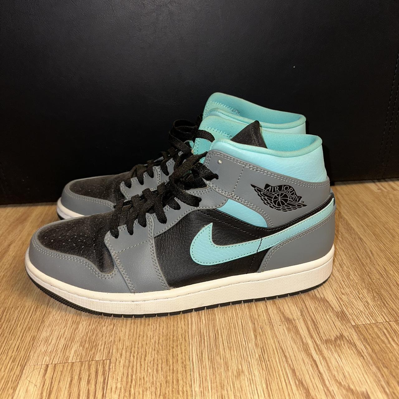 jordan mid grey aqua