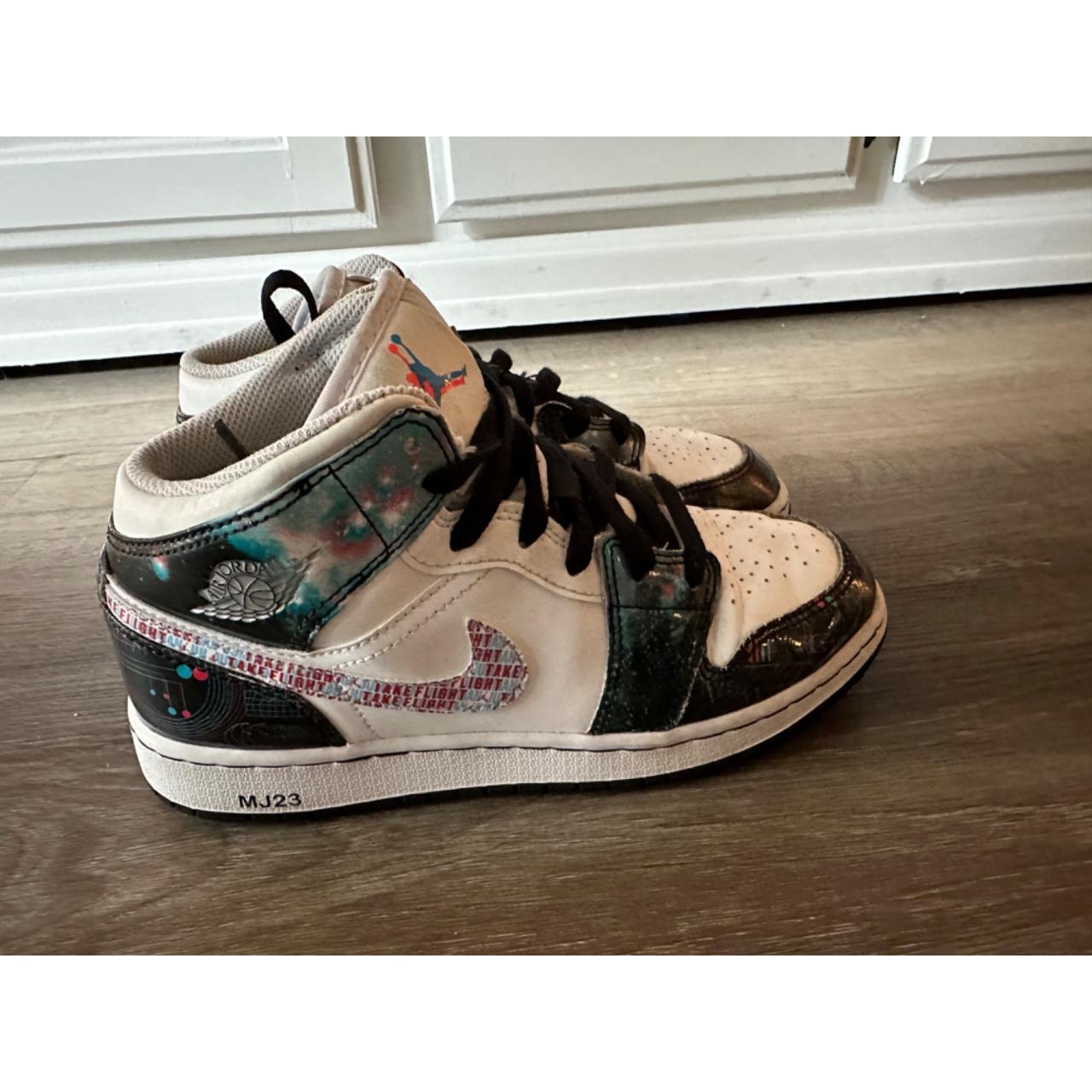 take flight jordan 1 mid