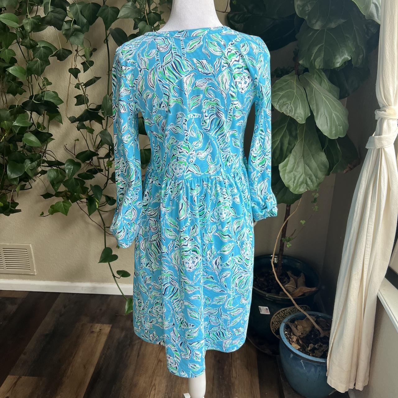 LILLY PULITZER Blue And Green Long Sleeve Floral... - Depop