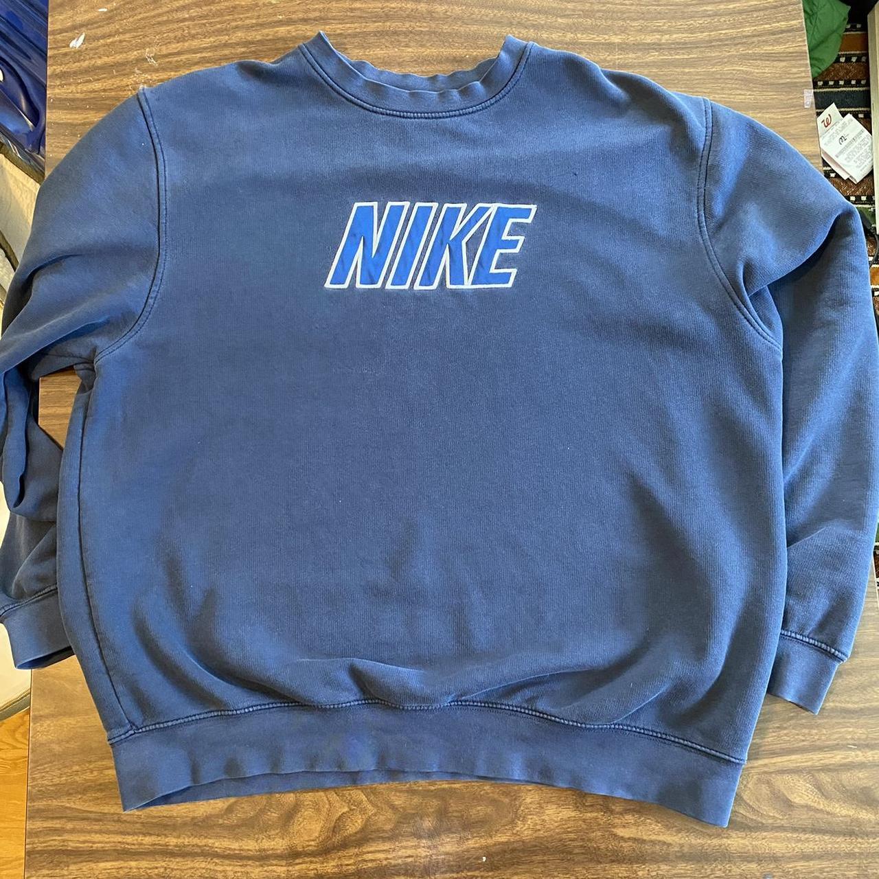 nike crewneck mens vintage