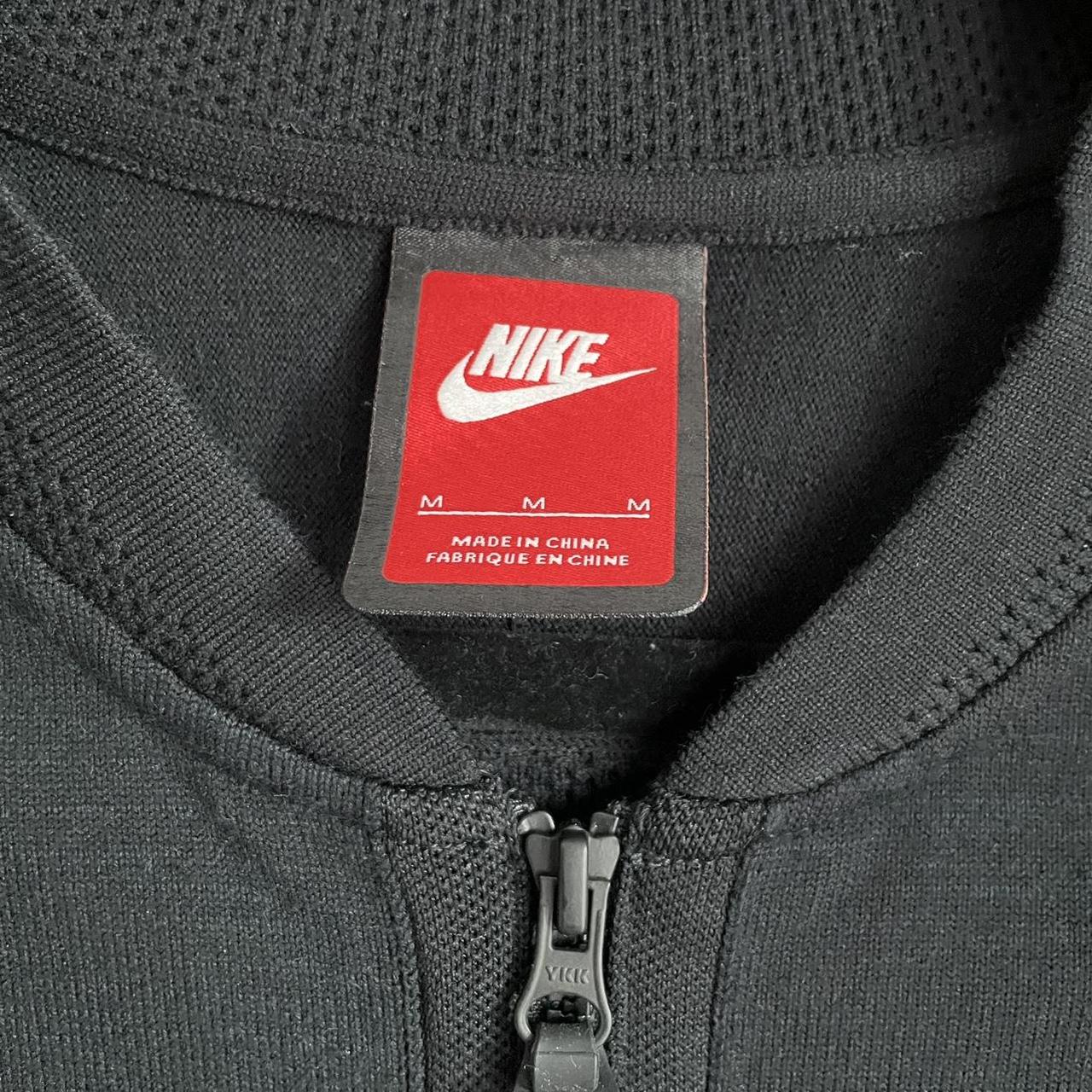 Nike Men's Black Jumper Depop