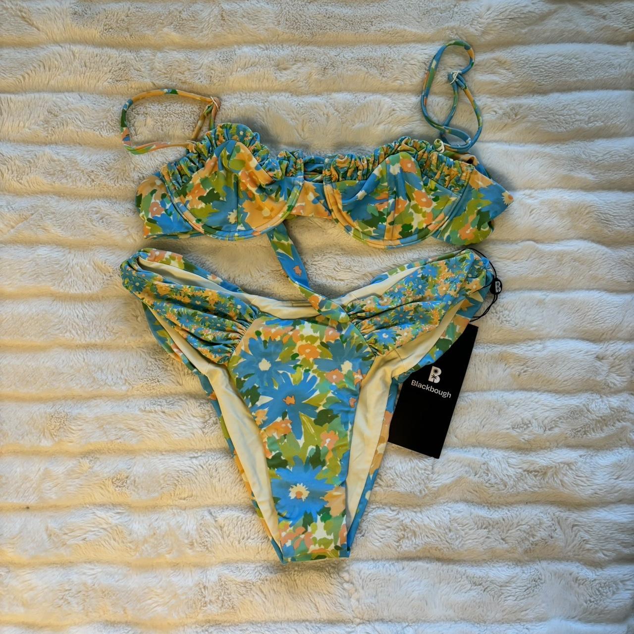 item listed by vogelie
