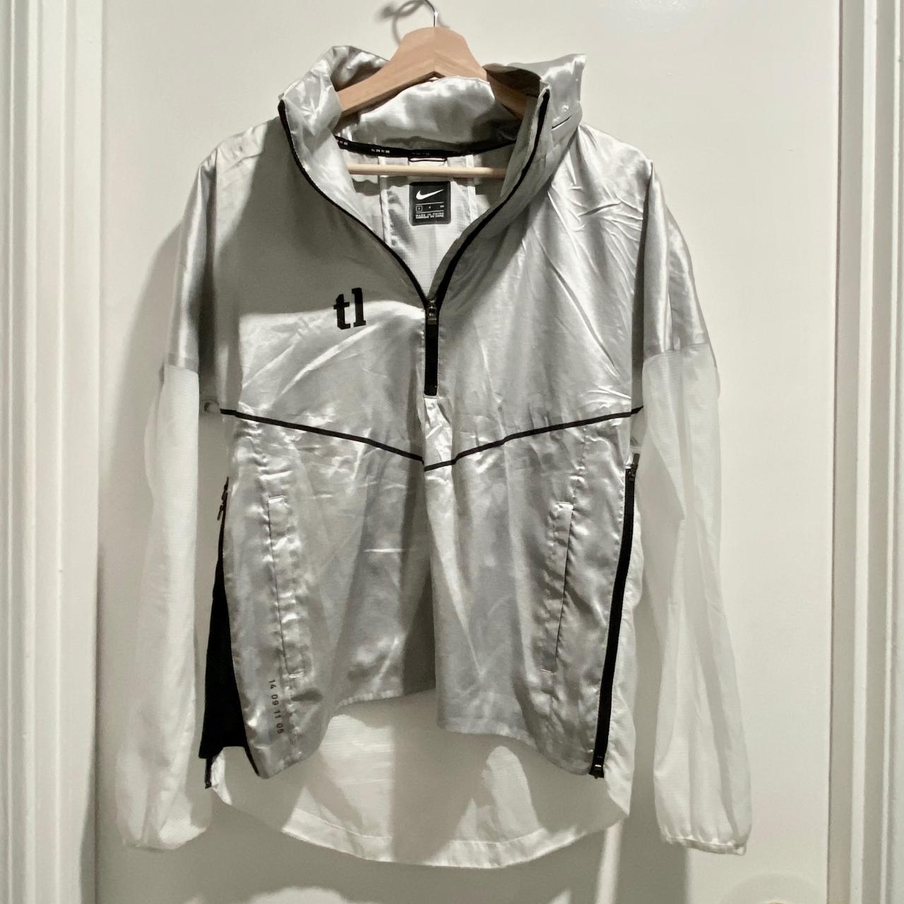 nike sheer windbreaker