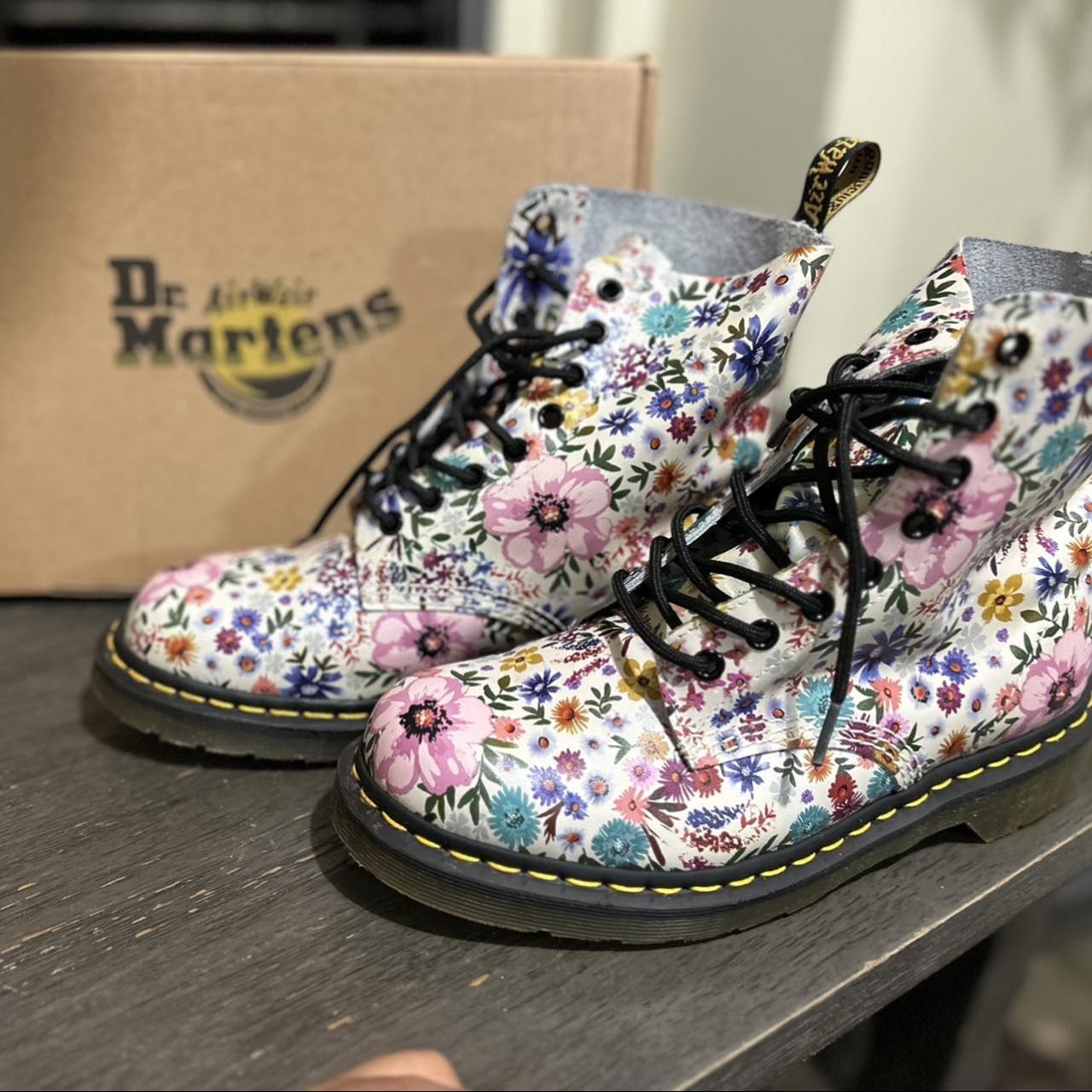 Pascal 2025 wanderlust boots