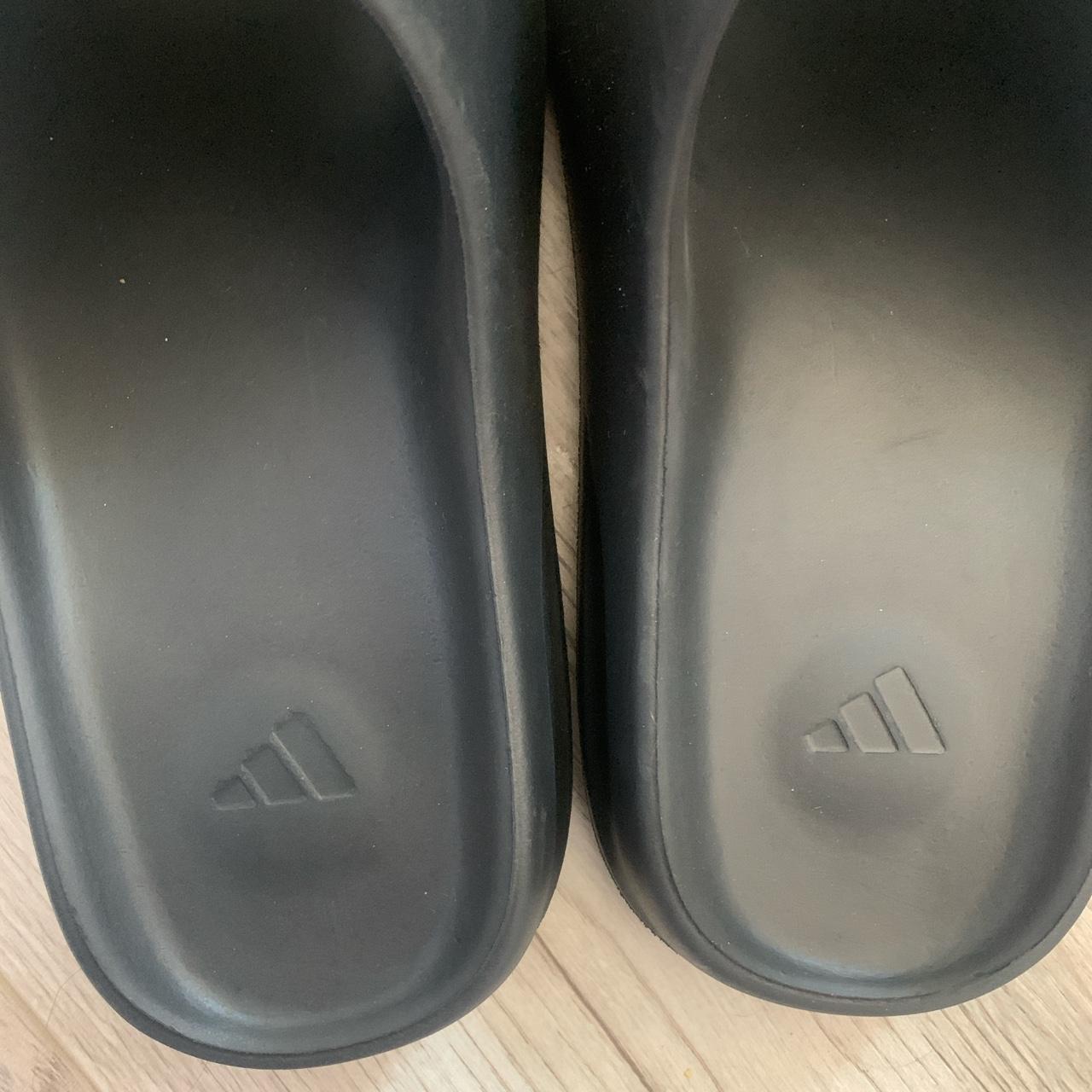 mens yeezy slides stores