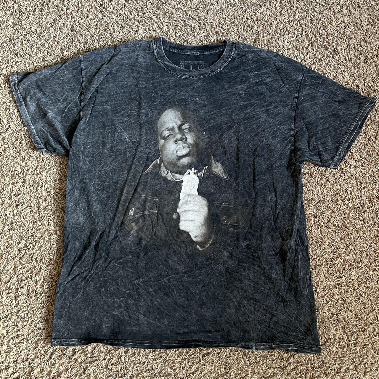 The Notorious B.I.G. Shirt Biggie Holding Chain... - Depop