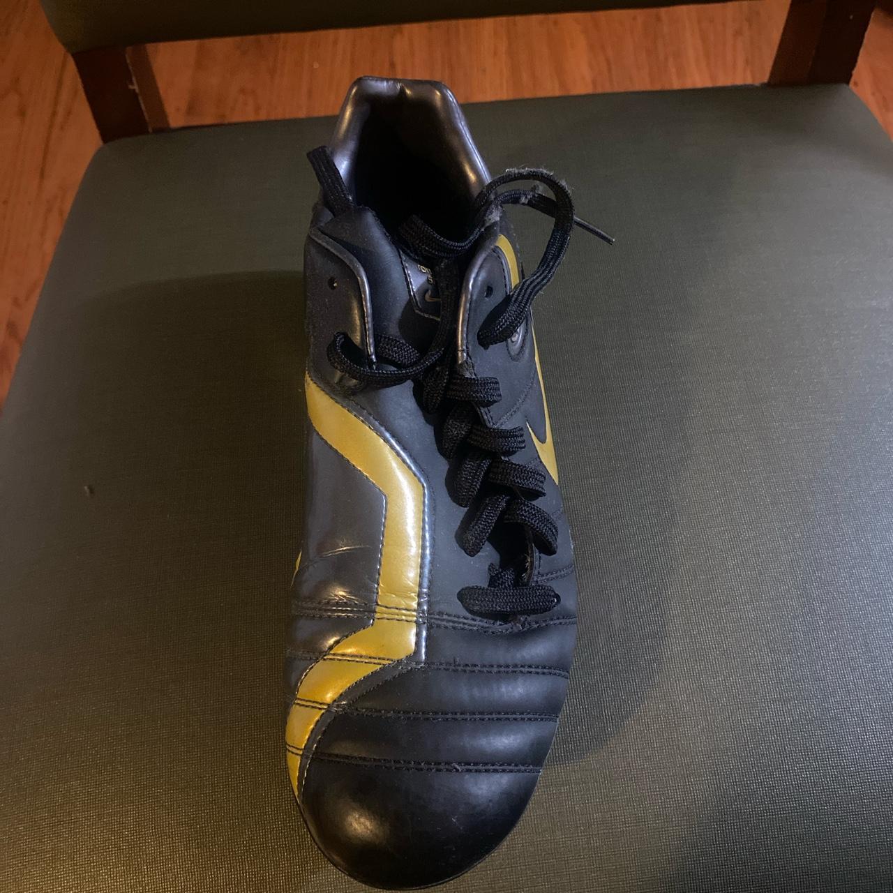 Yellow total clearance 90 boots