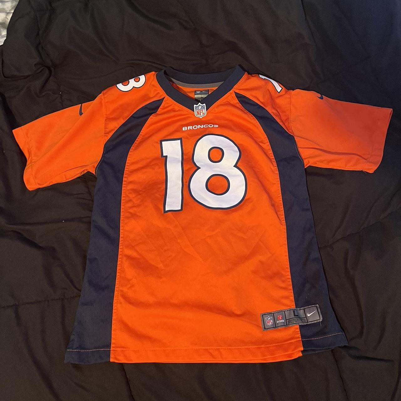 Denver Broncos Lloyd Jersey Size XL has fading - Depop