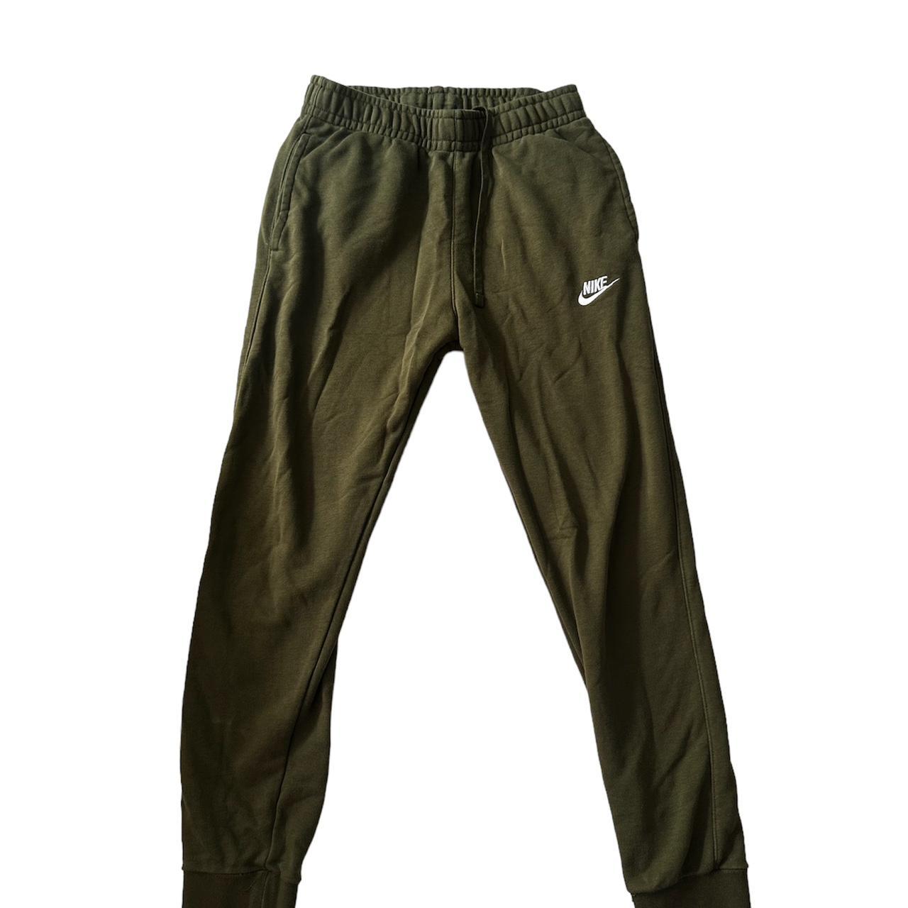 mens green nike joggers