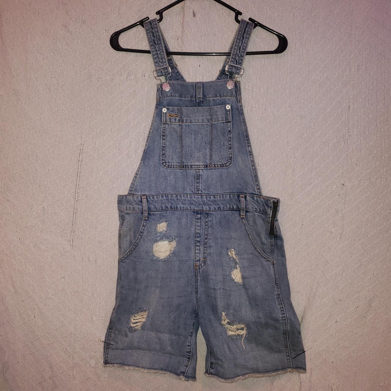 GAP Distressed Denim Overall Shorts Women Size XSmall Depop - Main Image
