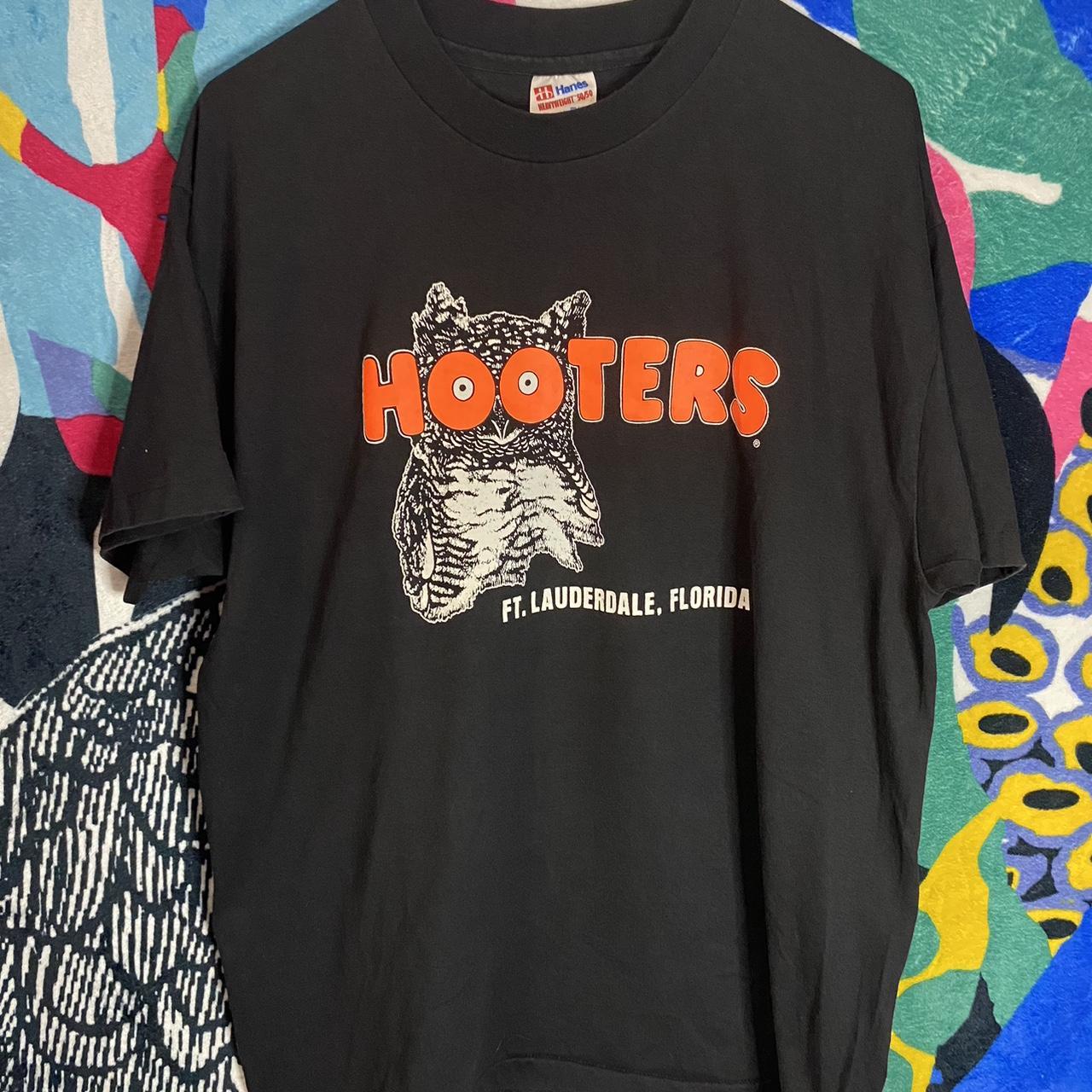 Vintage 1990s Hooters ‘More Than A Mouthful’ Shirt... - Depop