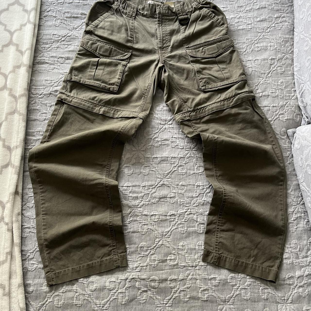 Vintage 90s Columbia cargo pants with zipper... - Depop