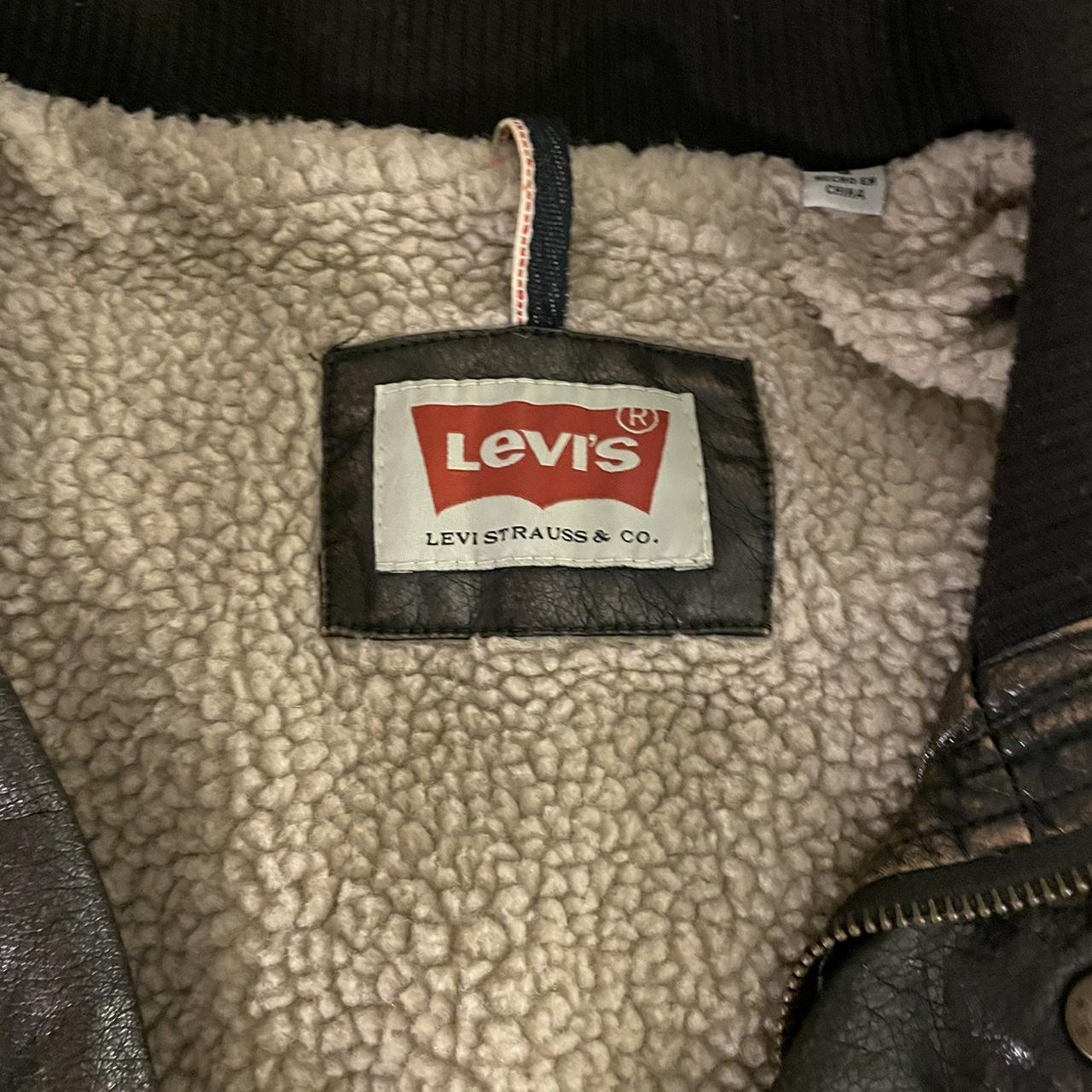 Levi’s leather Sherpa lined jacket! Some peeling by... - Depop