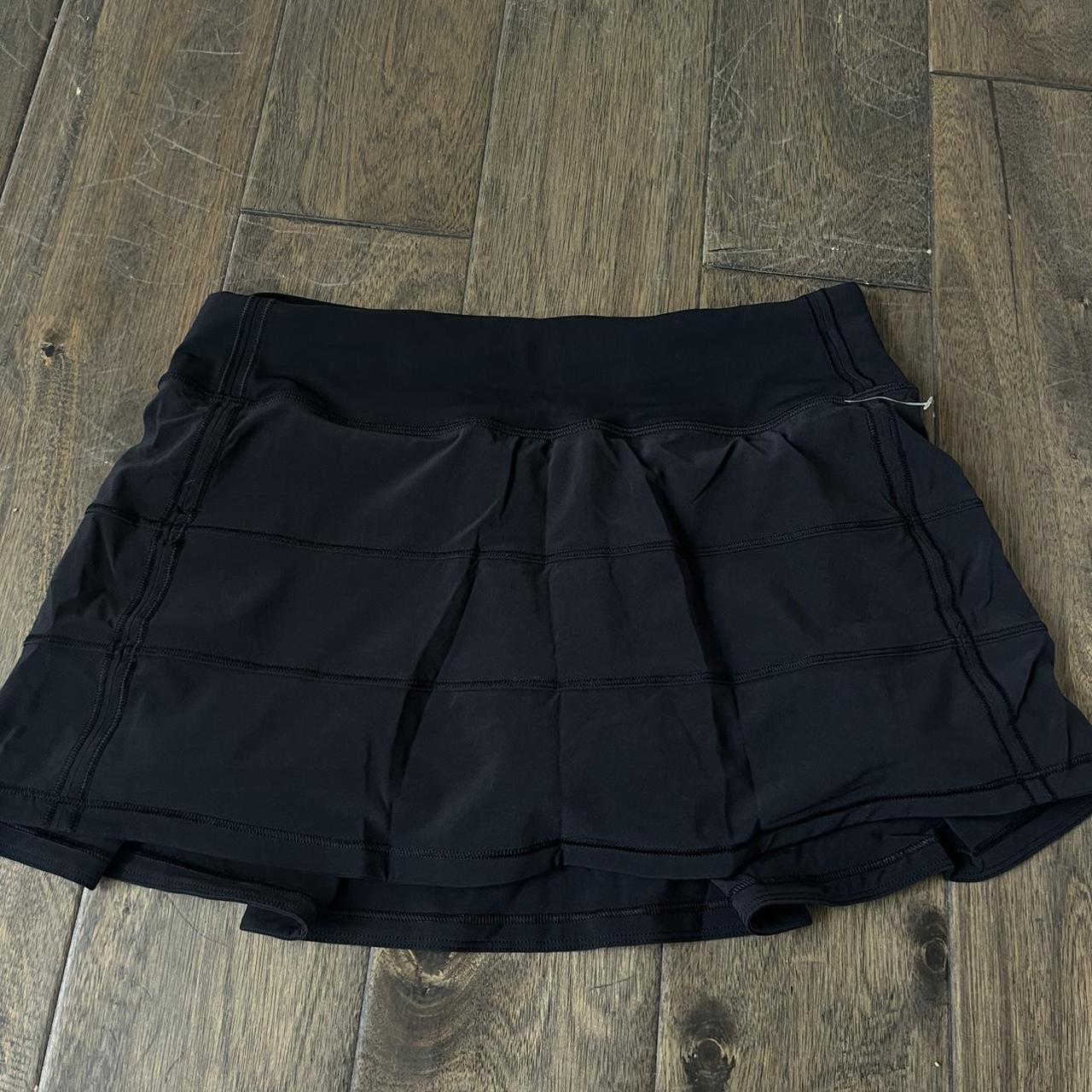 LULULEMON SKIRT SIZE 4 BNWT #trendy #lululemon - Depop