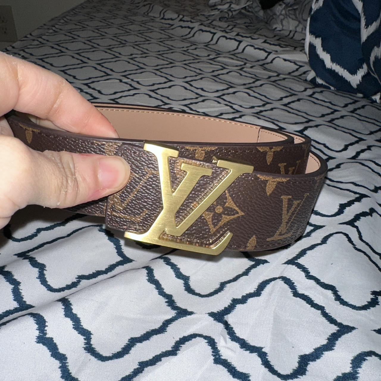 Louis Vuitton Belt Size 55. No box since it was - Depop
