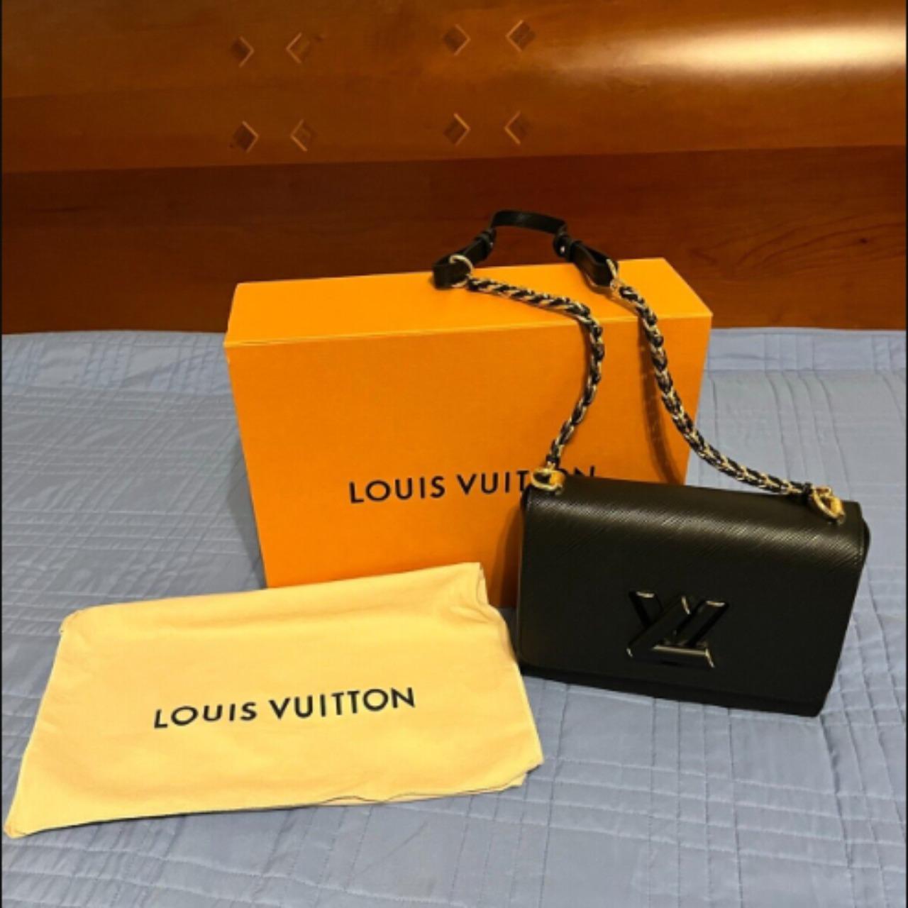 Louis Vuitton Twist MM Black Authentic Louis - Depop