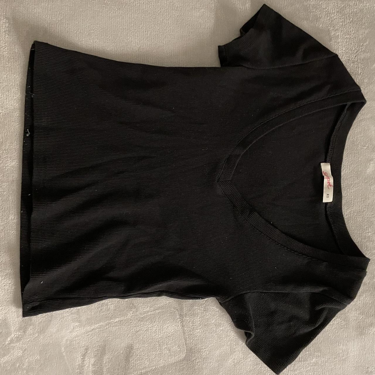 Old supre, black, going out, basic, low cut, v-cut - Depop