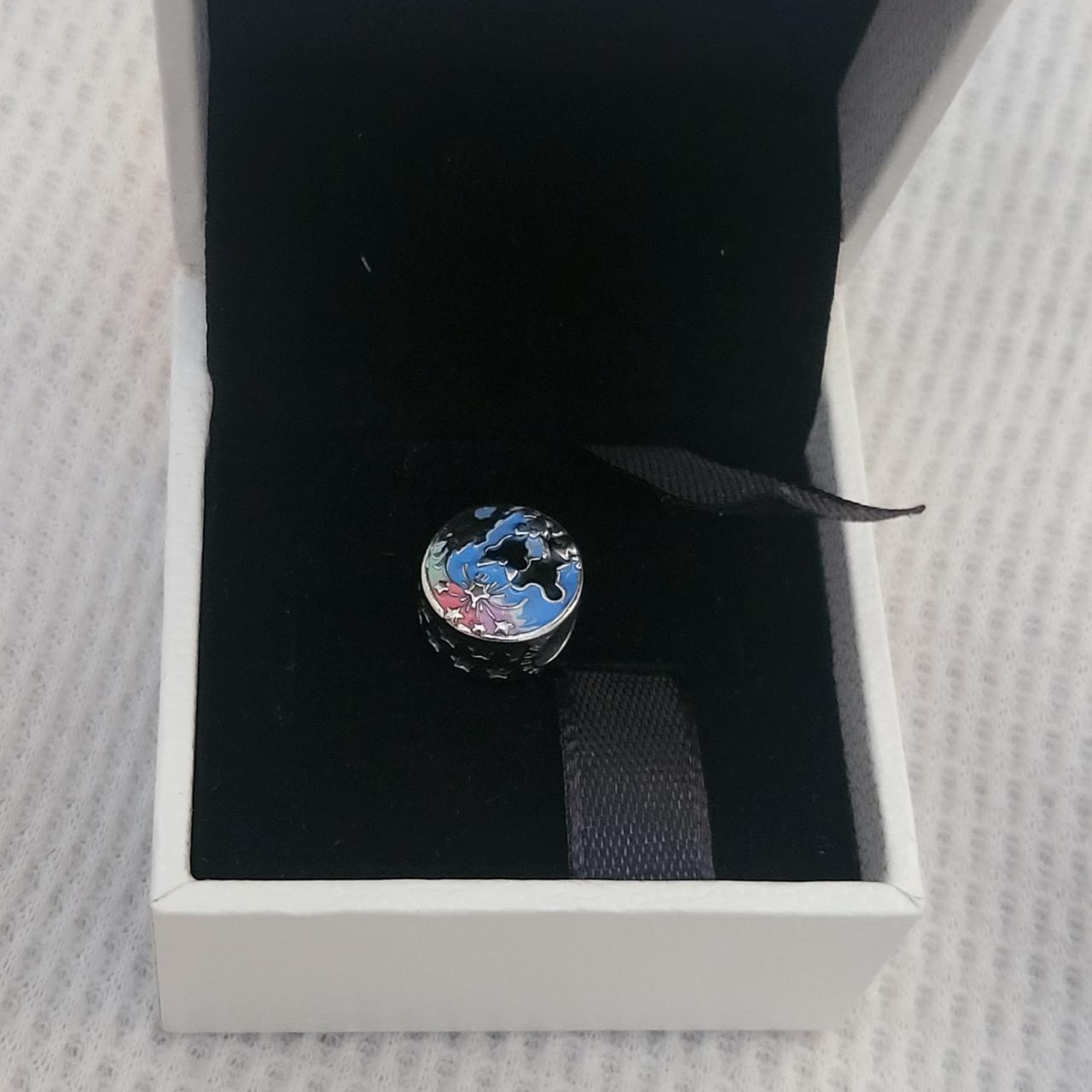 item listed by mariamunir