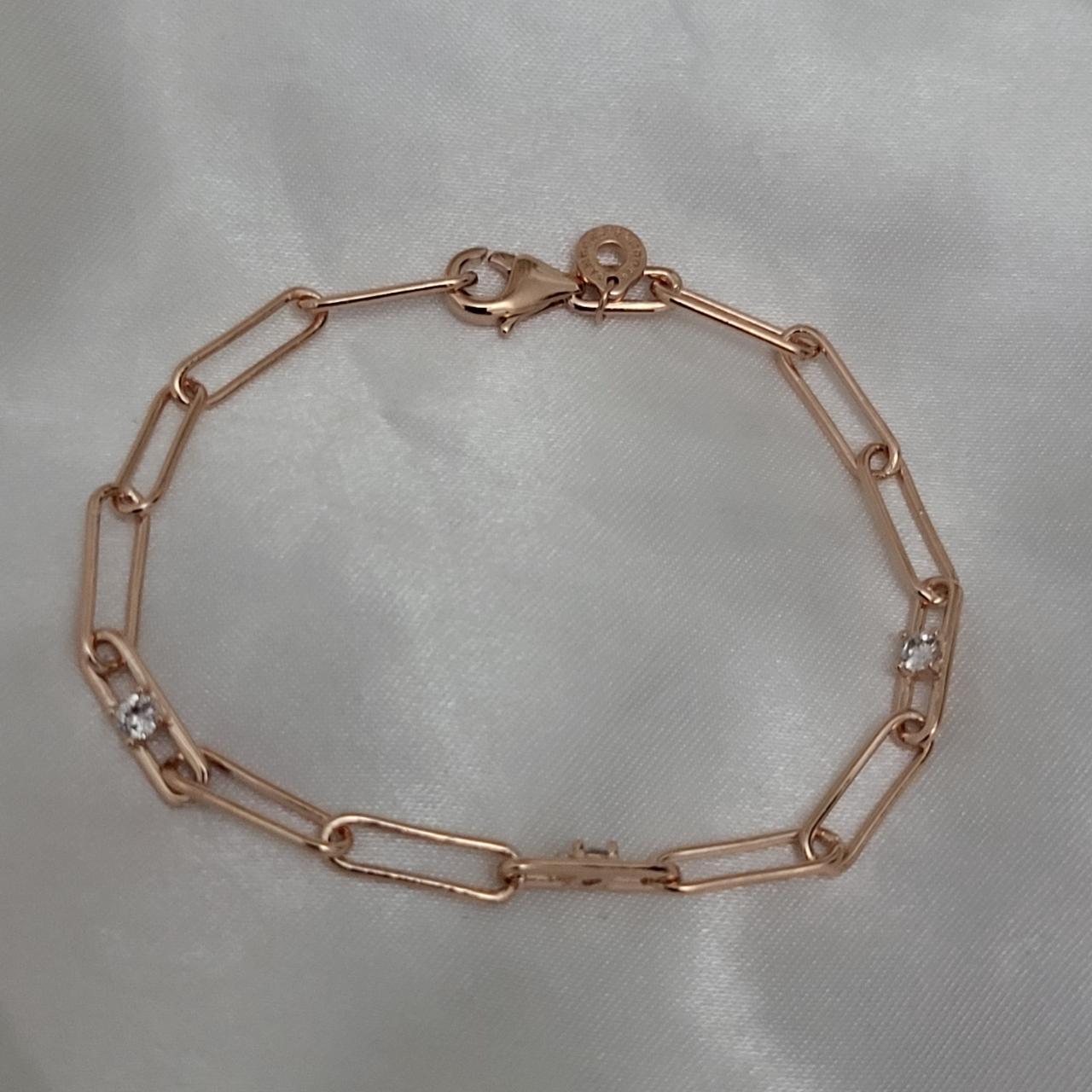 item listed by mariamunir