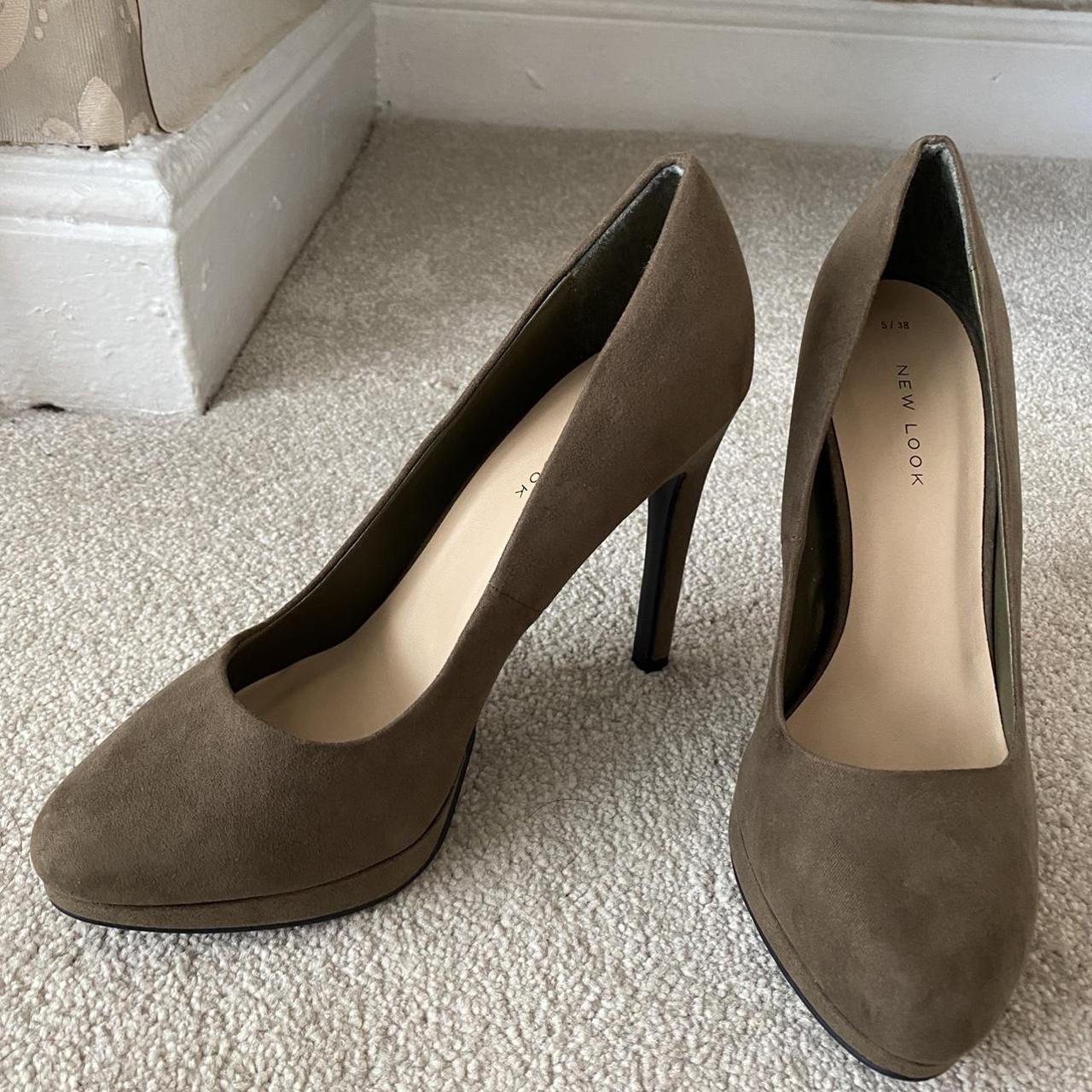 khaki green court shoes