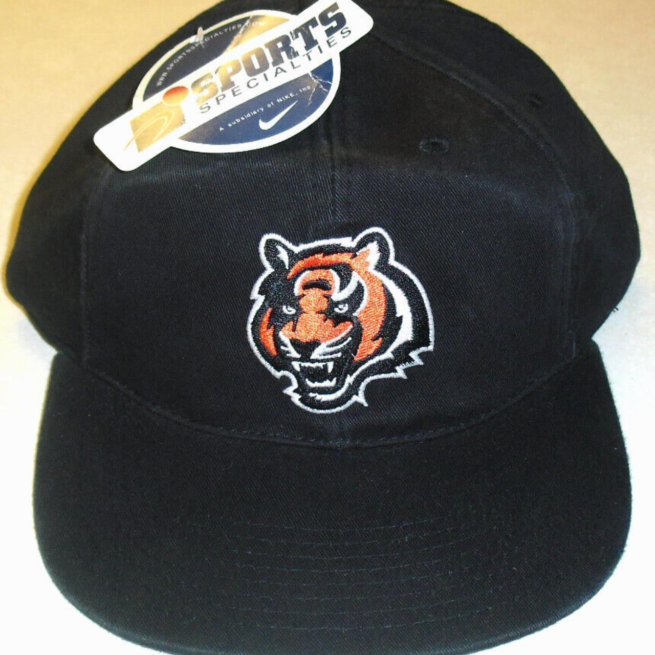 Vintage 90s New Era Cincinnati Bengals SnapBack - Depop