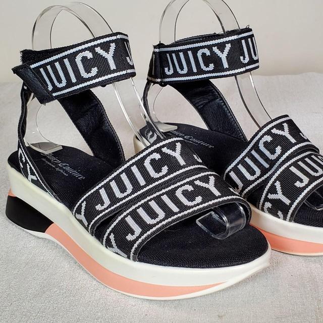 Juicy Couture Women's Sparks Flat Thong Sandals | Hawthorn Mall