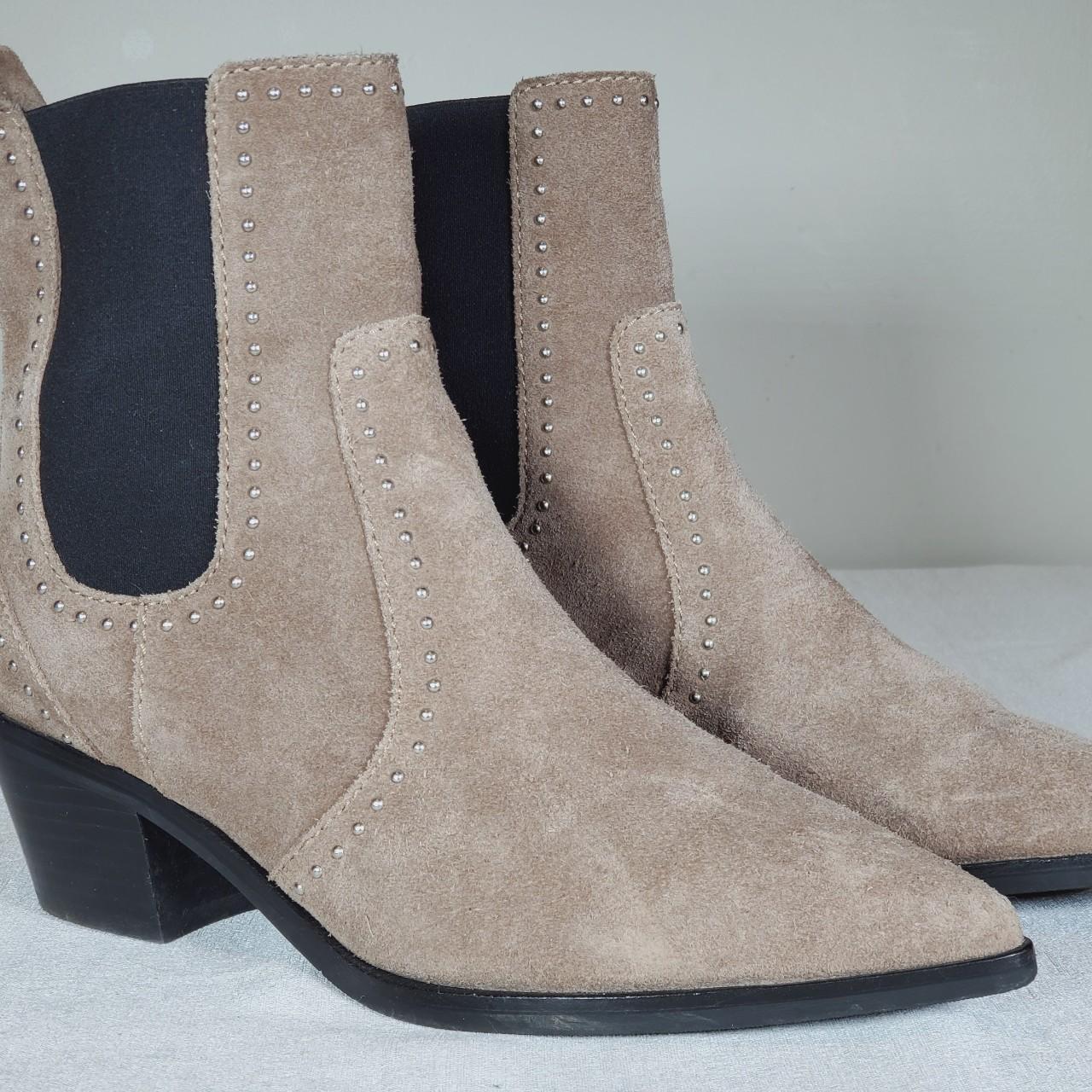 Paige willa 2025 chelsea boot