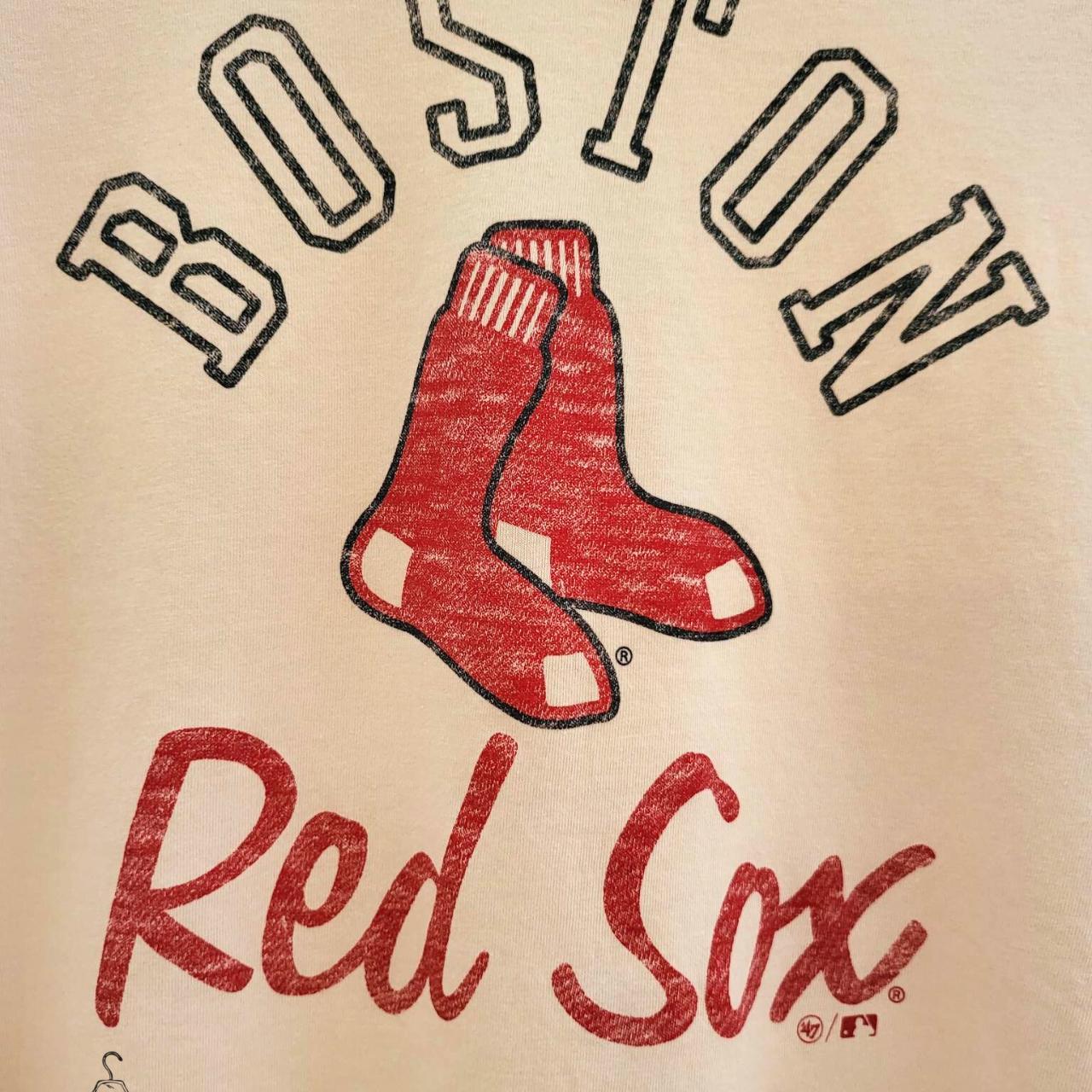 Boston Red Sox flannel T-shirt with elastic waist - Depop