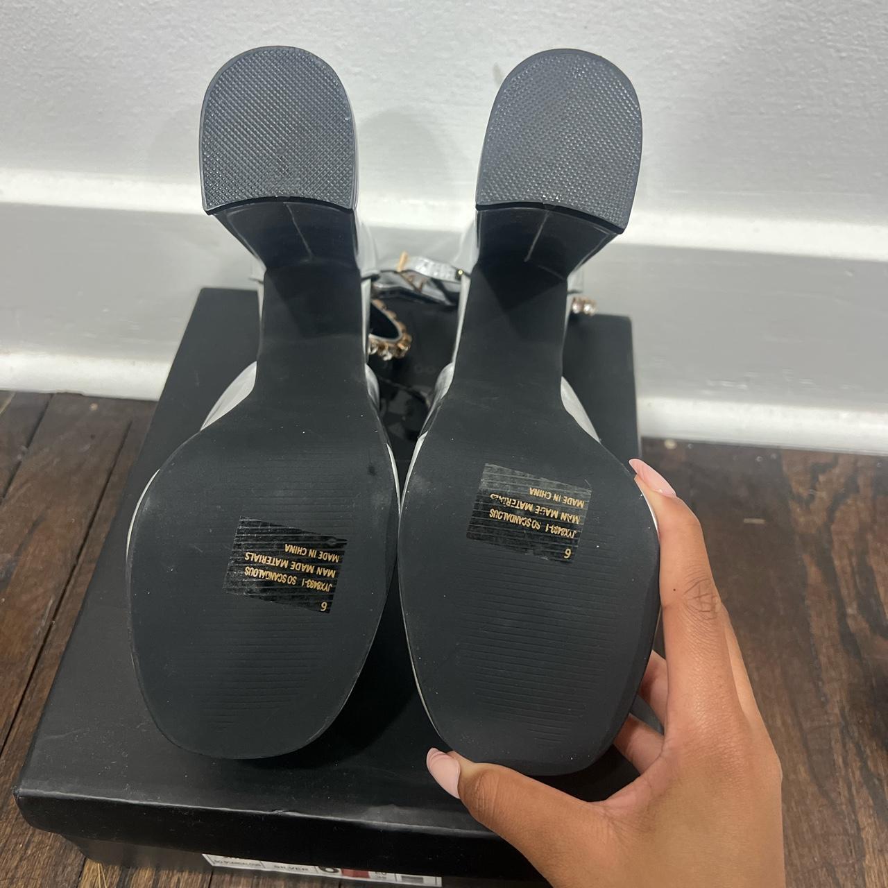 EGO Women's Silver Courts