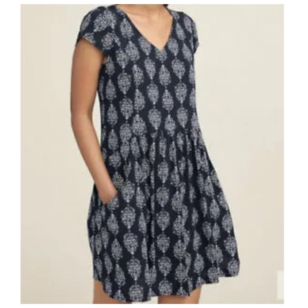 Hill Women's Navy and White Dress Depop