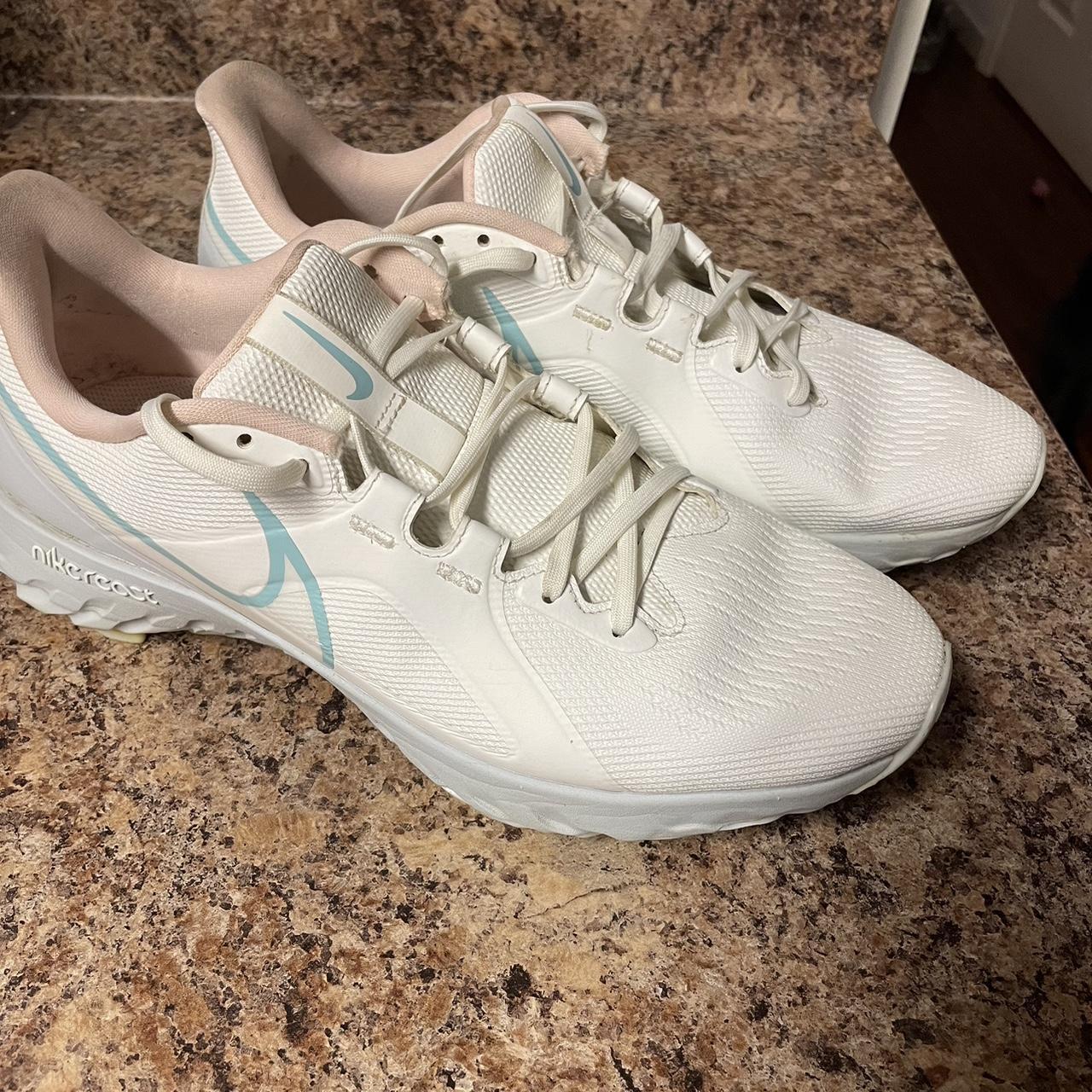 mens white nike boots