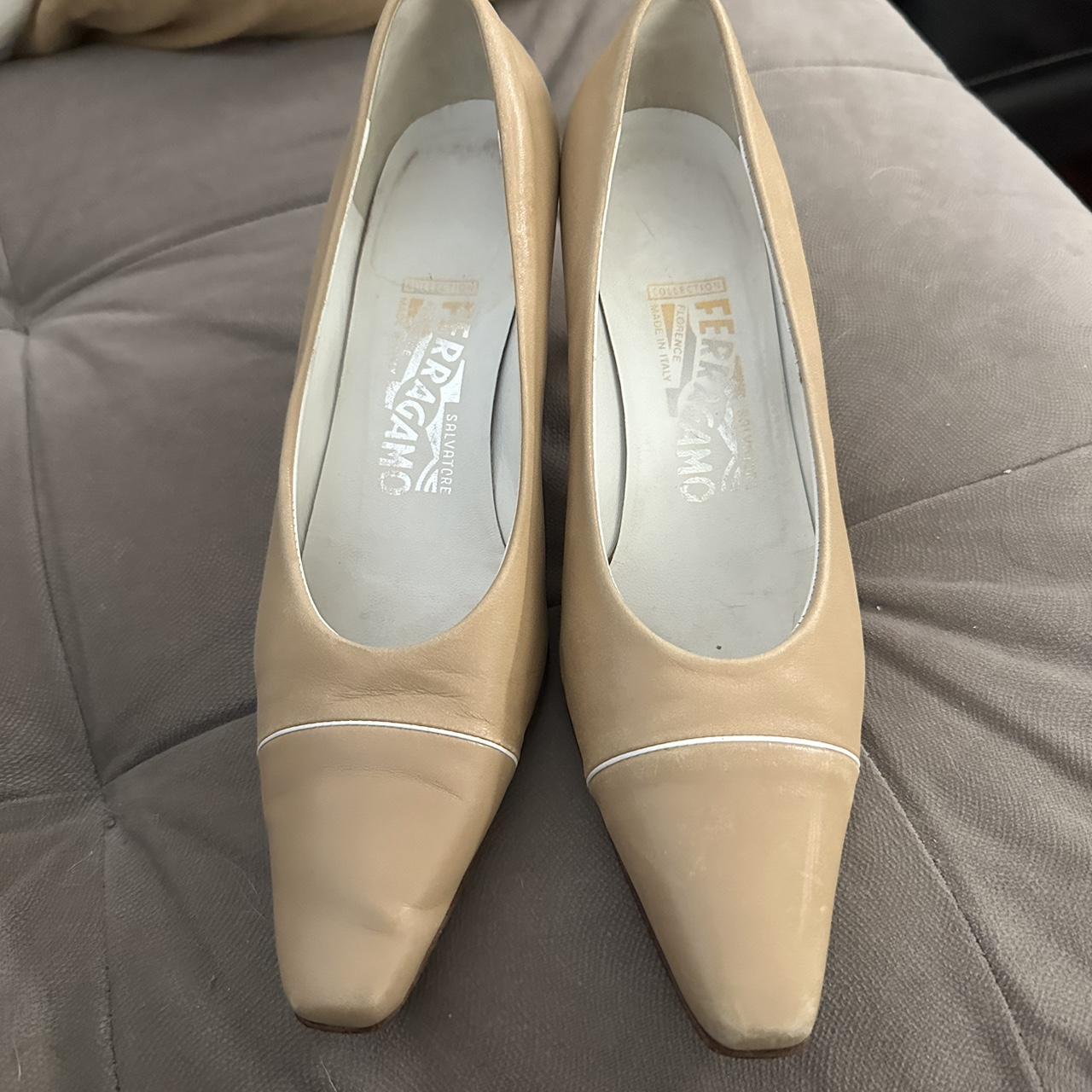 Ferragamo hotsell nude heels