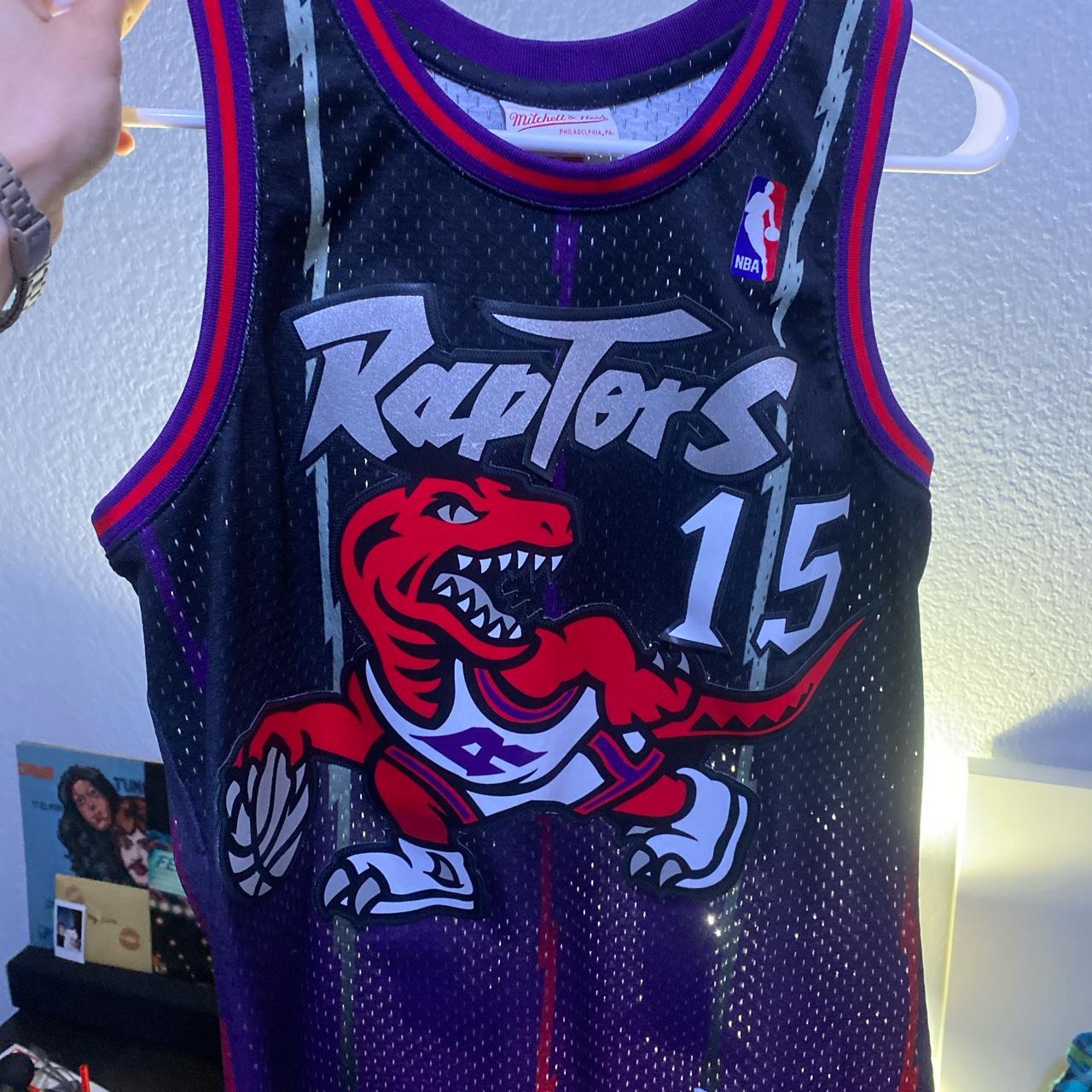 Vince carter cheap raptors jersey small