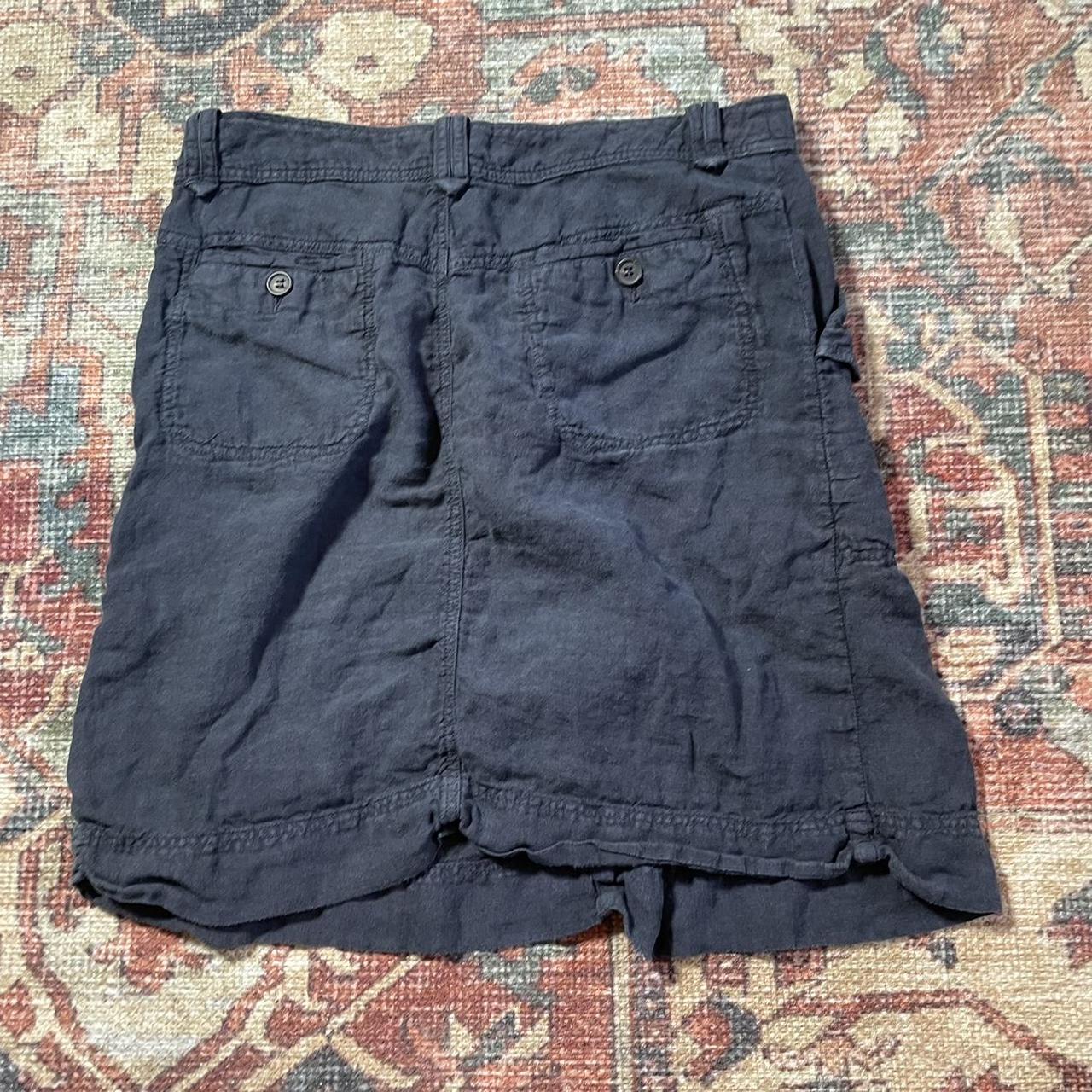 WOMENS SKIRT ion know nun bout skirts message me... - Depop