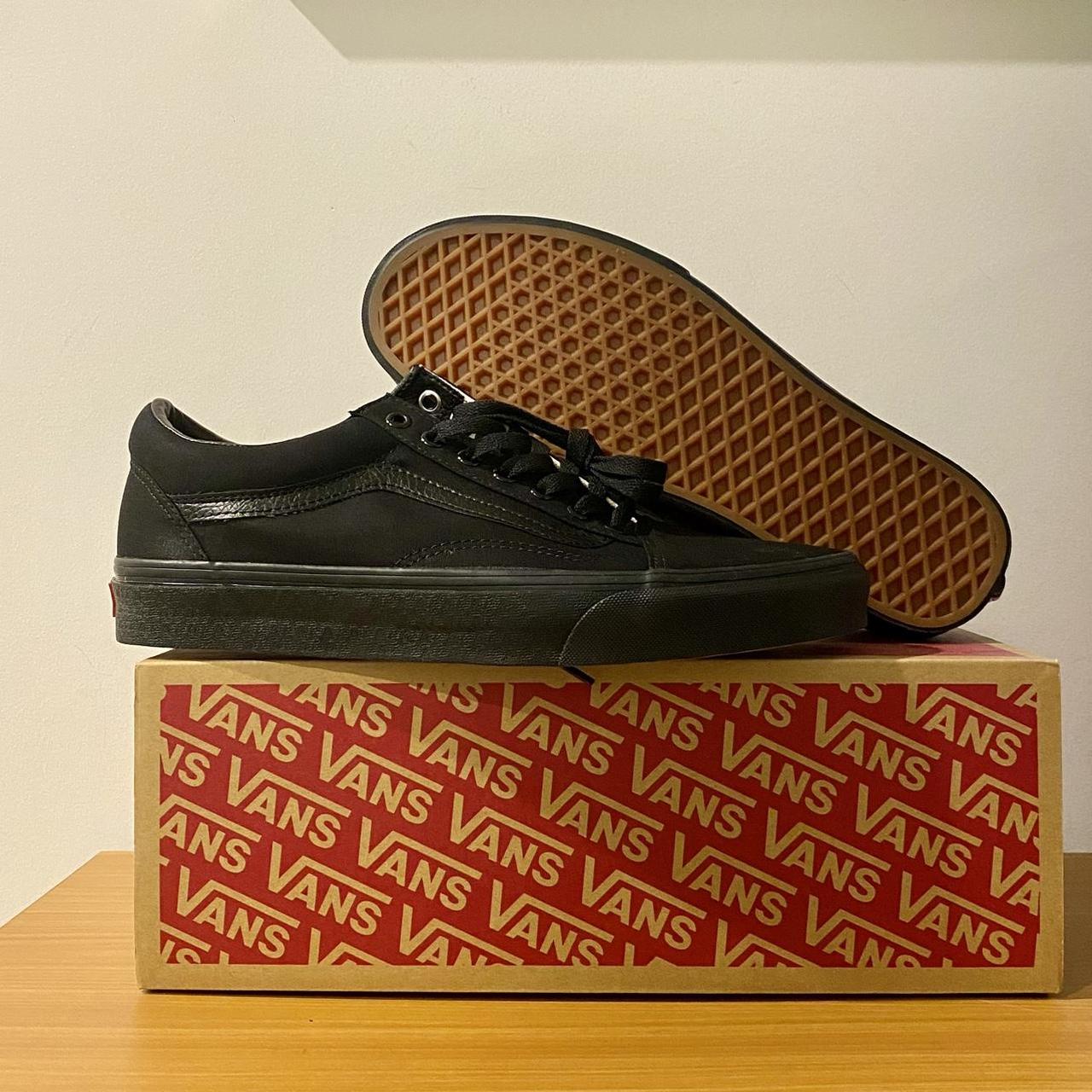 Vans Old Skool US10 Black BNIB Never worn or tried... - Depop