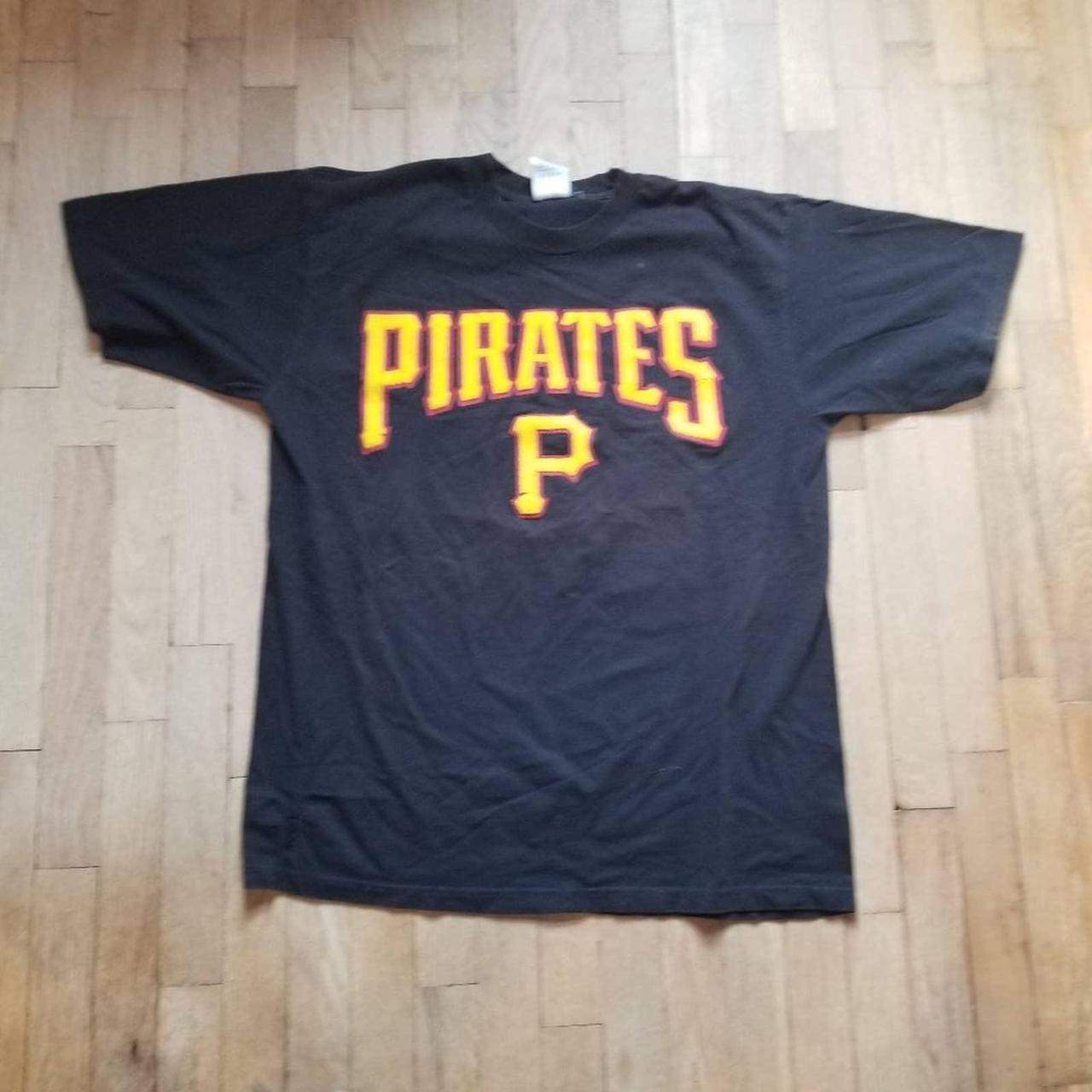 Vintage Y2K Pittsburgh Pirates shirt, size Men's XL. - Depop