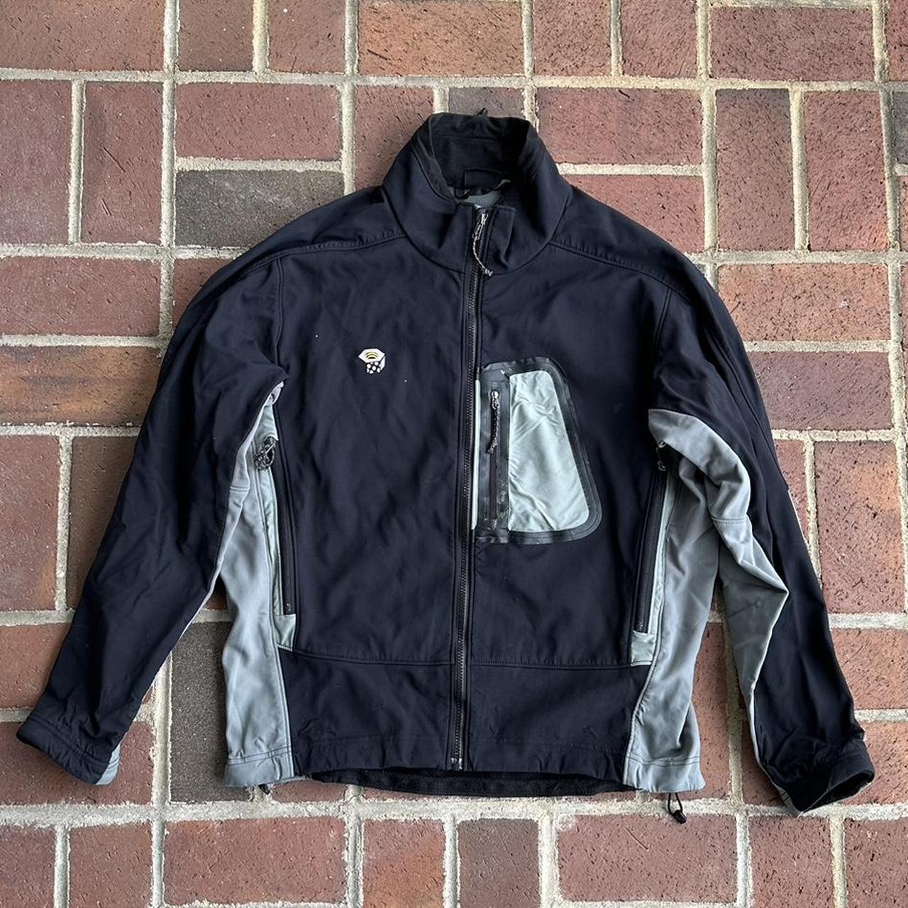 Mountain Hardwear Windbreaker Fleece Pretty worn as... Depop
