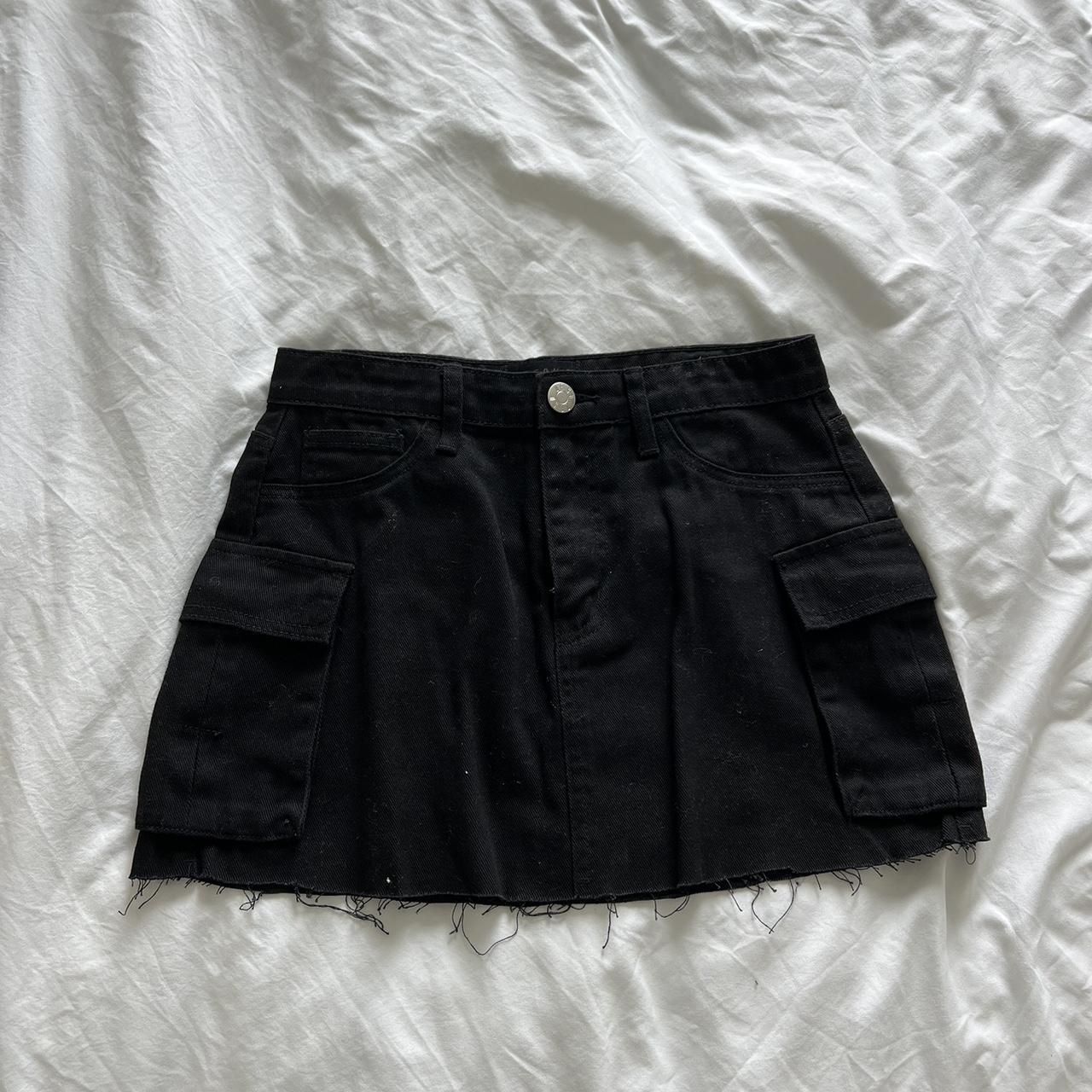 Black cargo skirt AU 10 = US 6 Depop