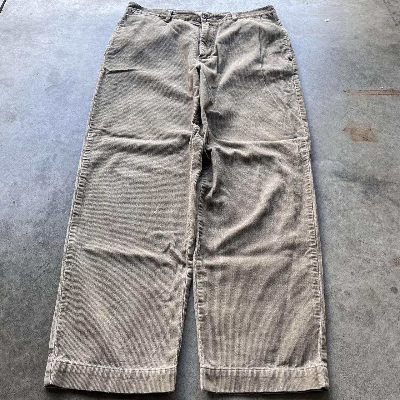 item listed by keeeneey