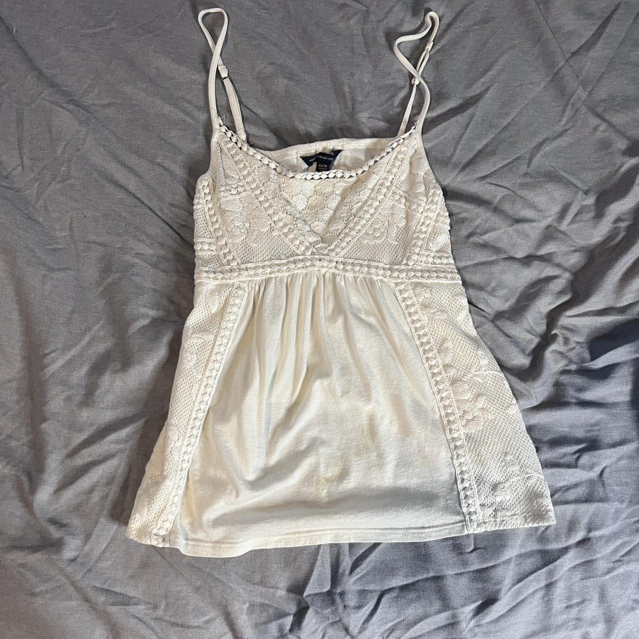 Super cute cami from ae! #vintage #ae #cute #cottage - Depop