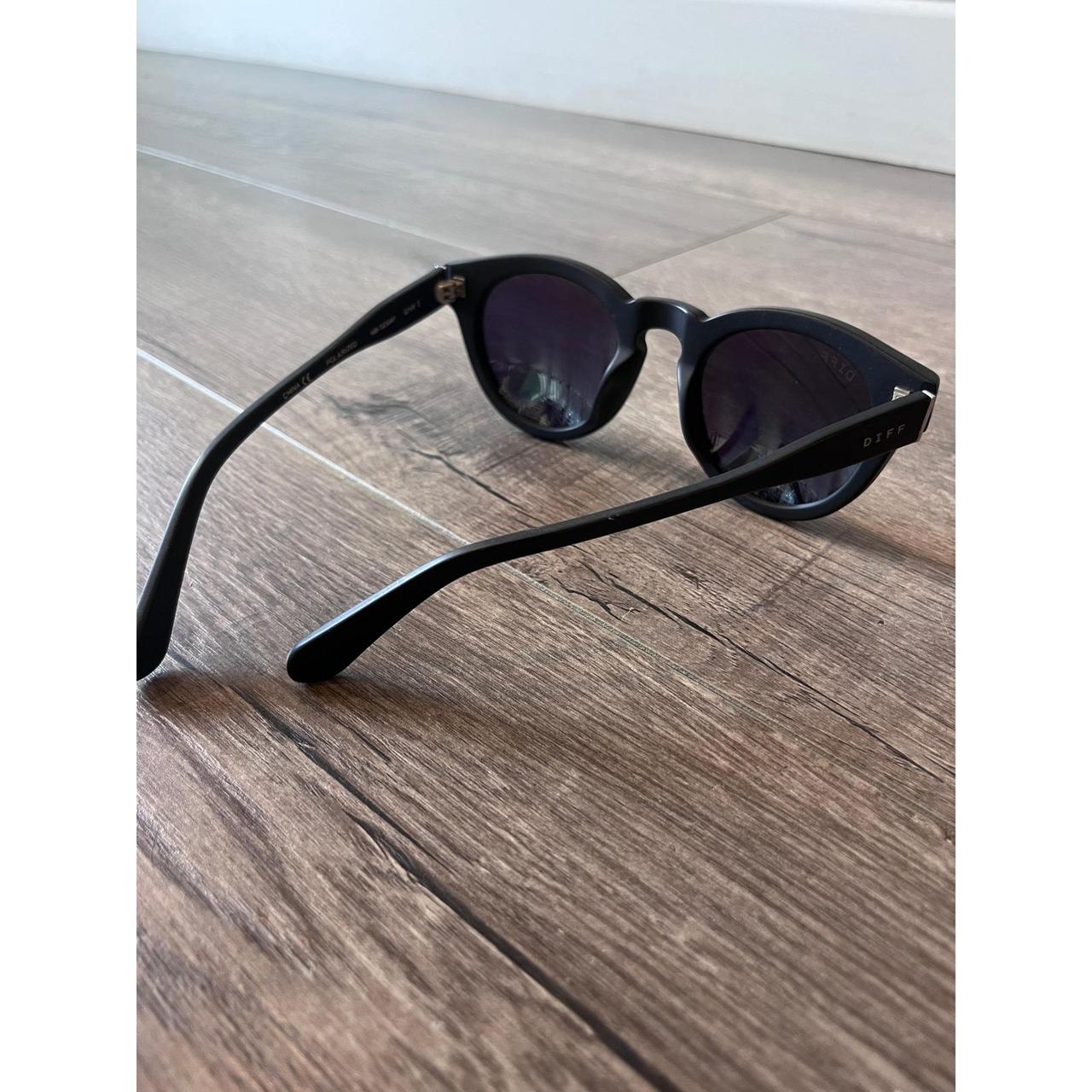 DIFF Women's Round Sunglasses - Black – DIFF Eyew… - image 6