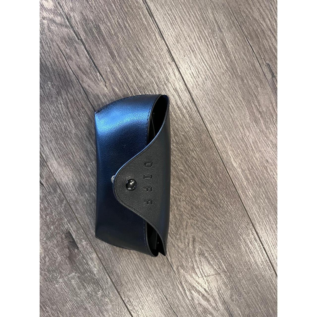 DIFF Women's Round Sunglasses - Black – DIFF Eyew… - image 1