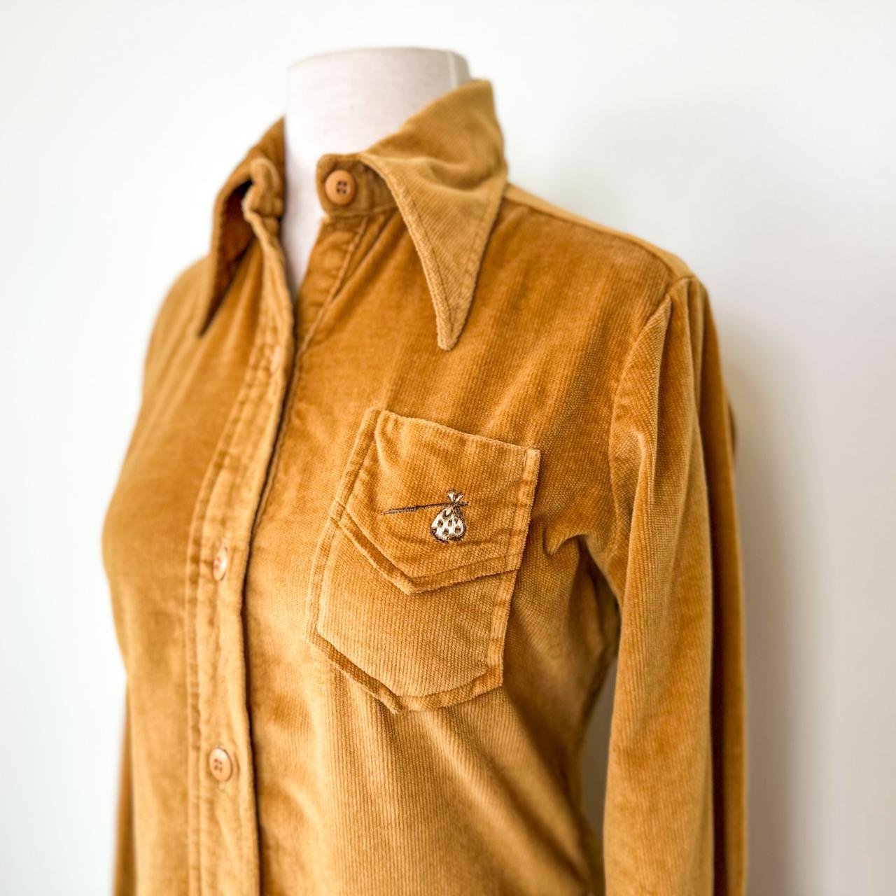 Vintage 60s-70s Dagger Collar Velvet Button Down...