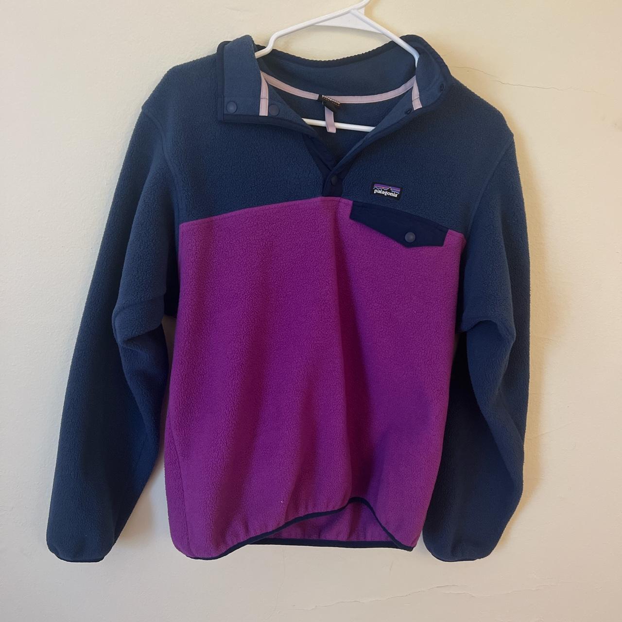super cute and cozy patagonia fleece!!! Dark