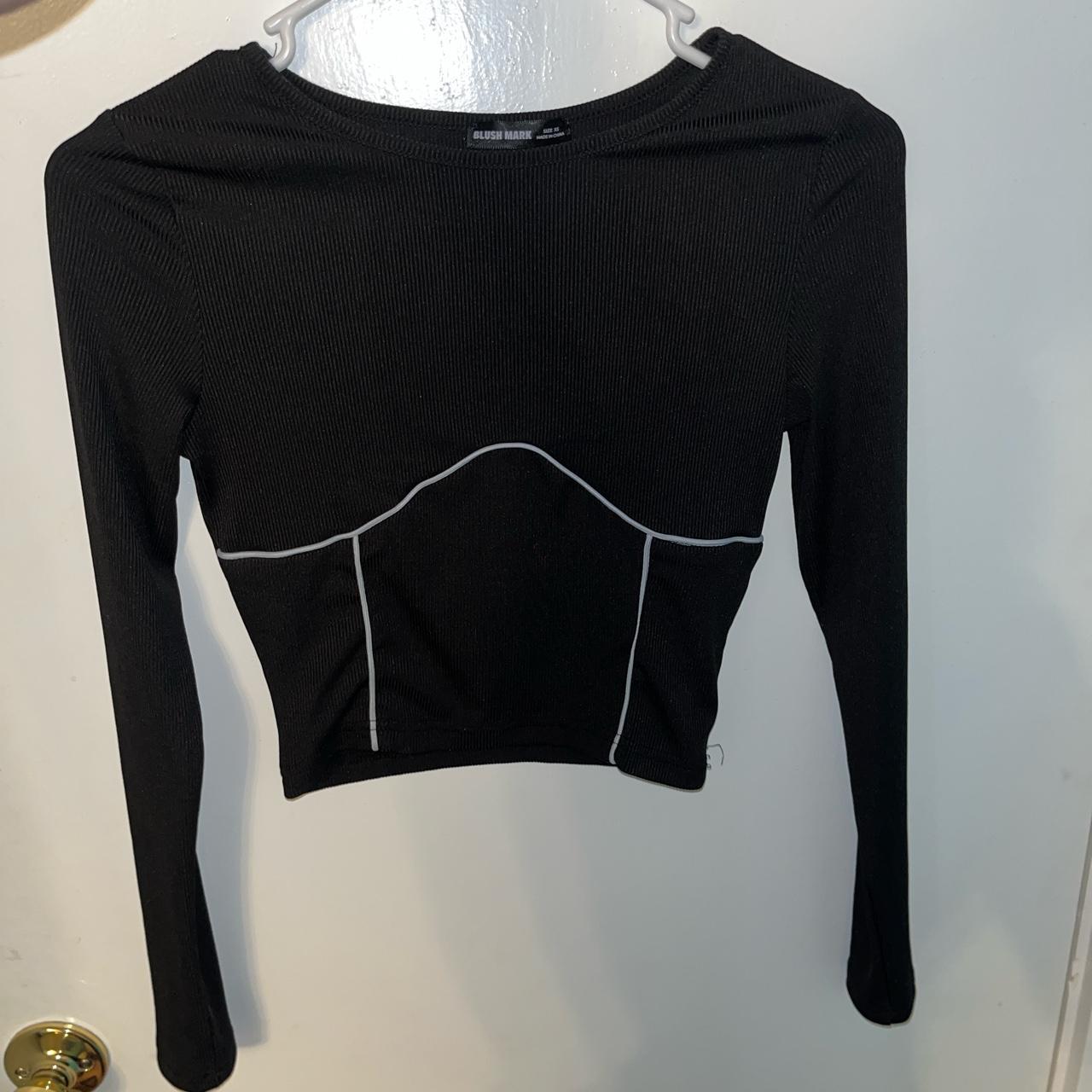 Blush Mark Women's Black and White Croptop Depop