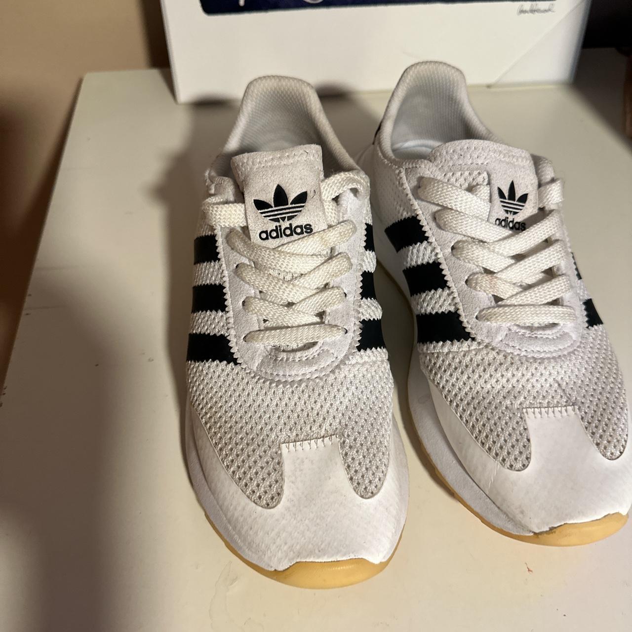 Adidas Flashback women s Sz 7 1 2 great condition Depop