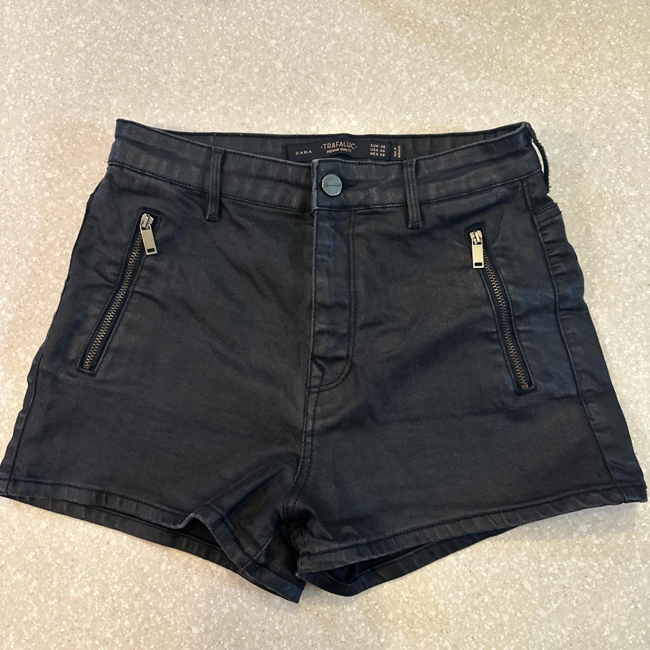 Zara Trafaluc Shorts Black Sz6, Shiny leather