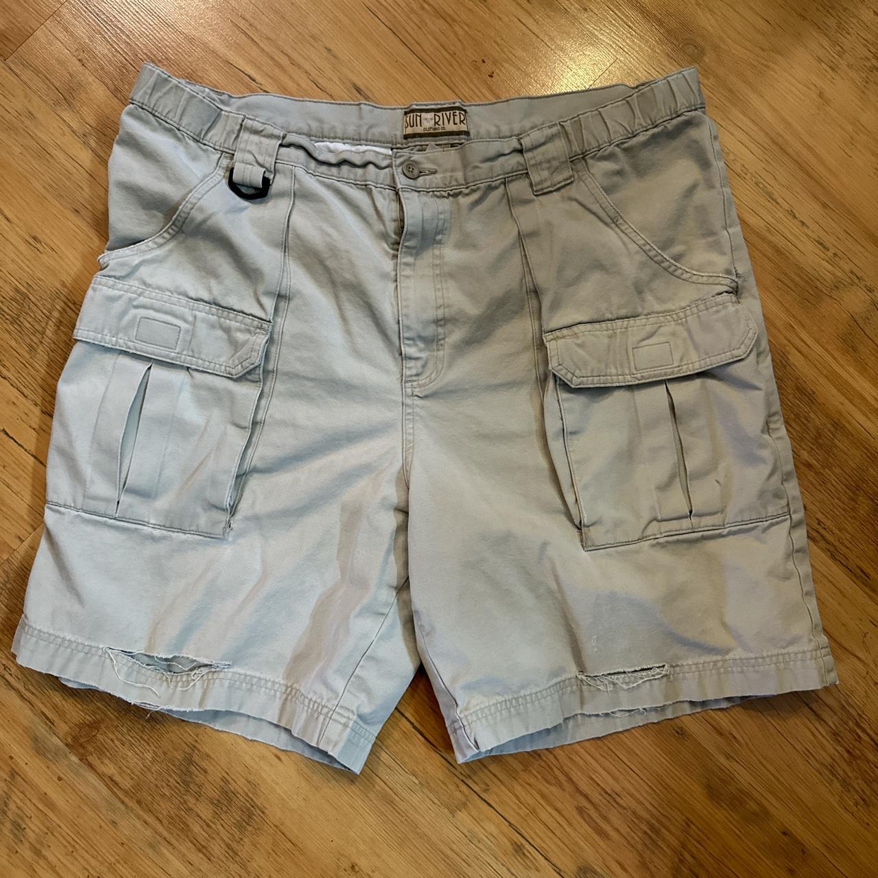 Sun river clothing cargo hot sale shorts